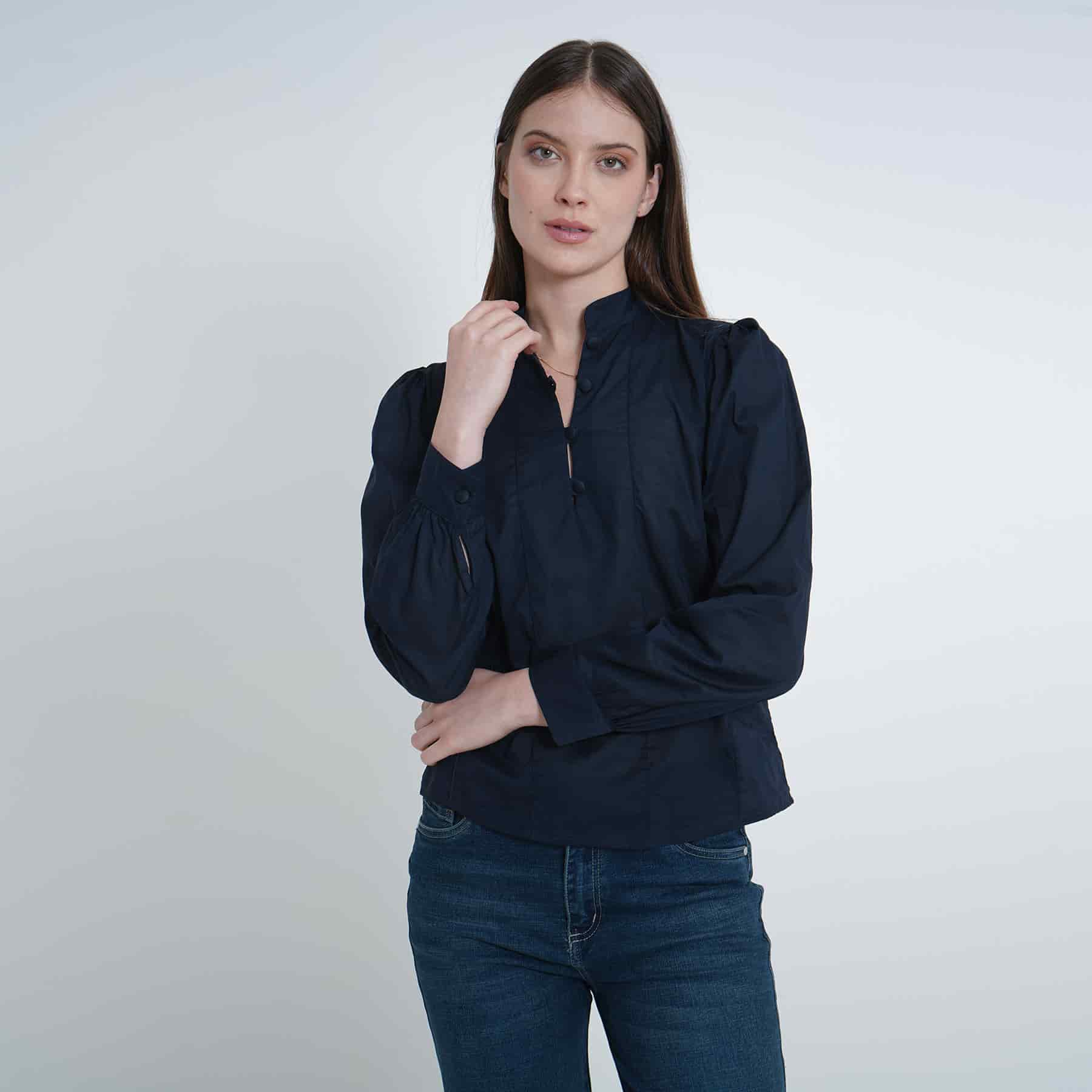 Blusa manga larga globo cuello nerú con botones - miniatura 5