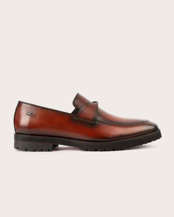 Mocasín Reverso Cognac Suela Ultraliviana - miniatura 1