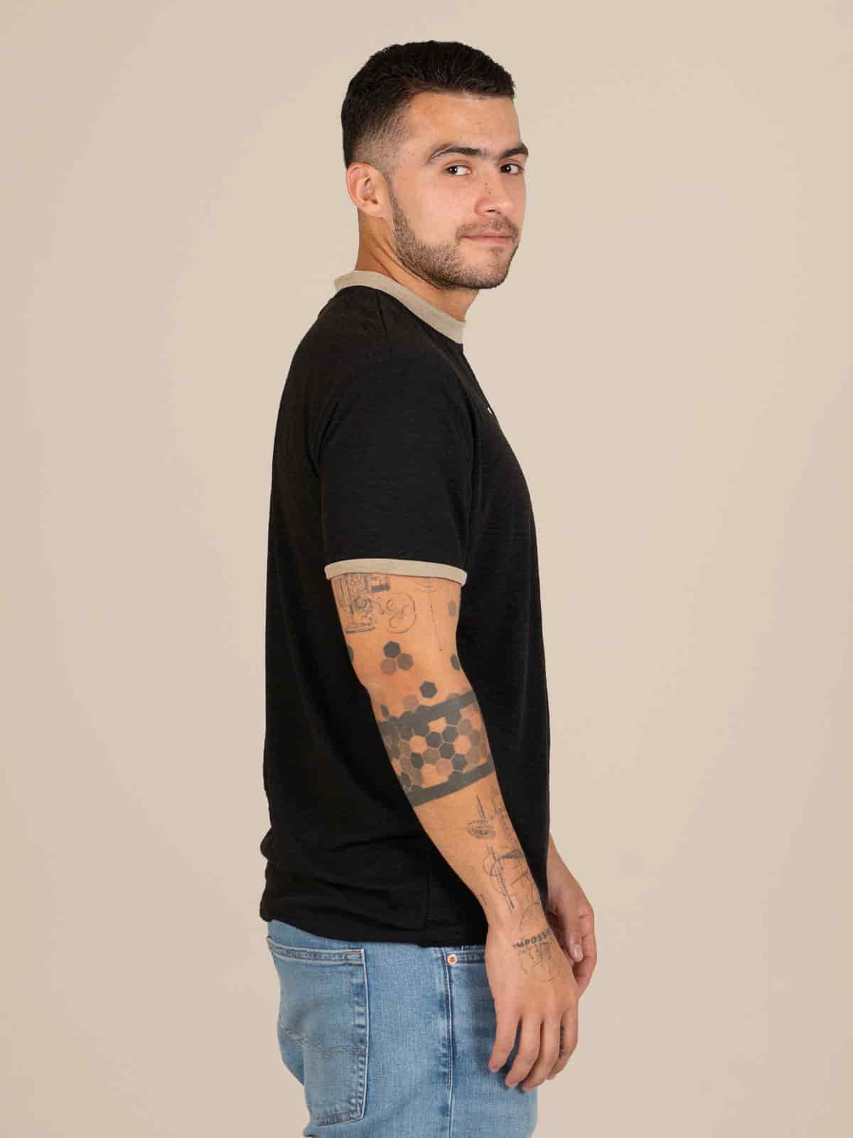 Camiseta hombre slim iza negra - miniatura 3