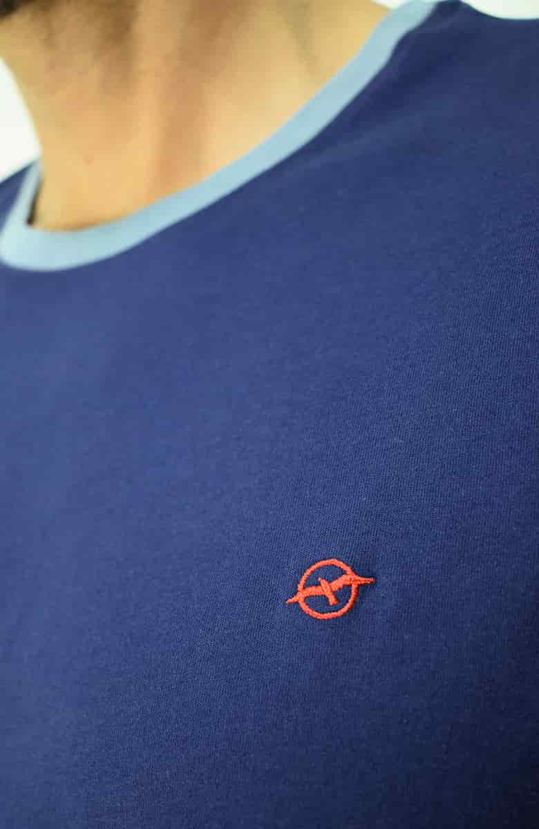 Camiseta cuello en contraste Azul Para Hombre - miniatura 2
