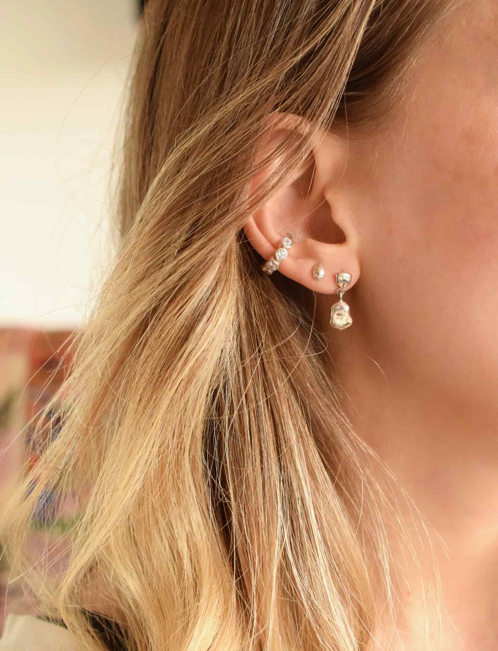 Ear Cuff Circones Blanco - miniatura 7