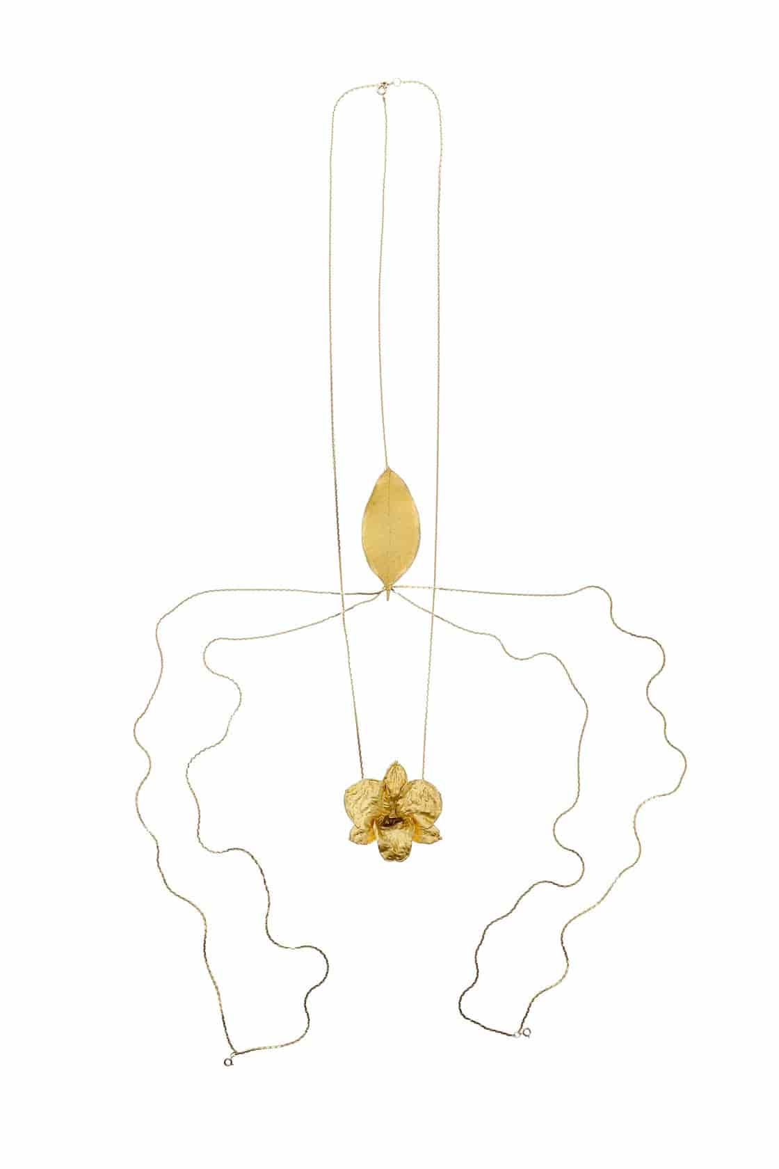 DENDROBIUM ORCHID AND LEAVE NECKLACE - miniatura 3