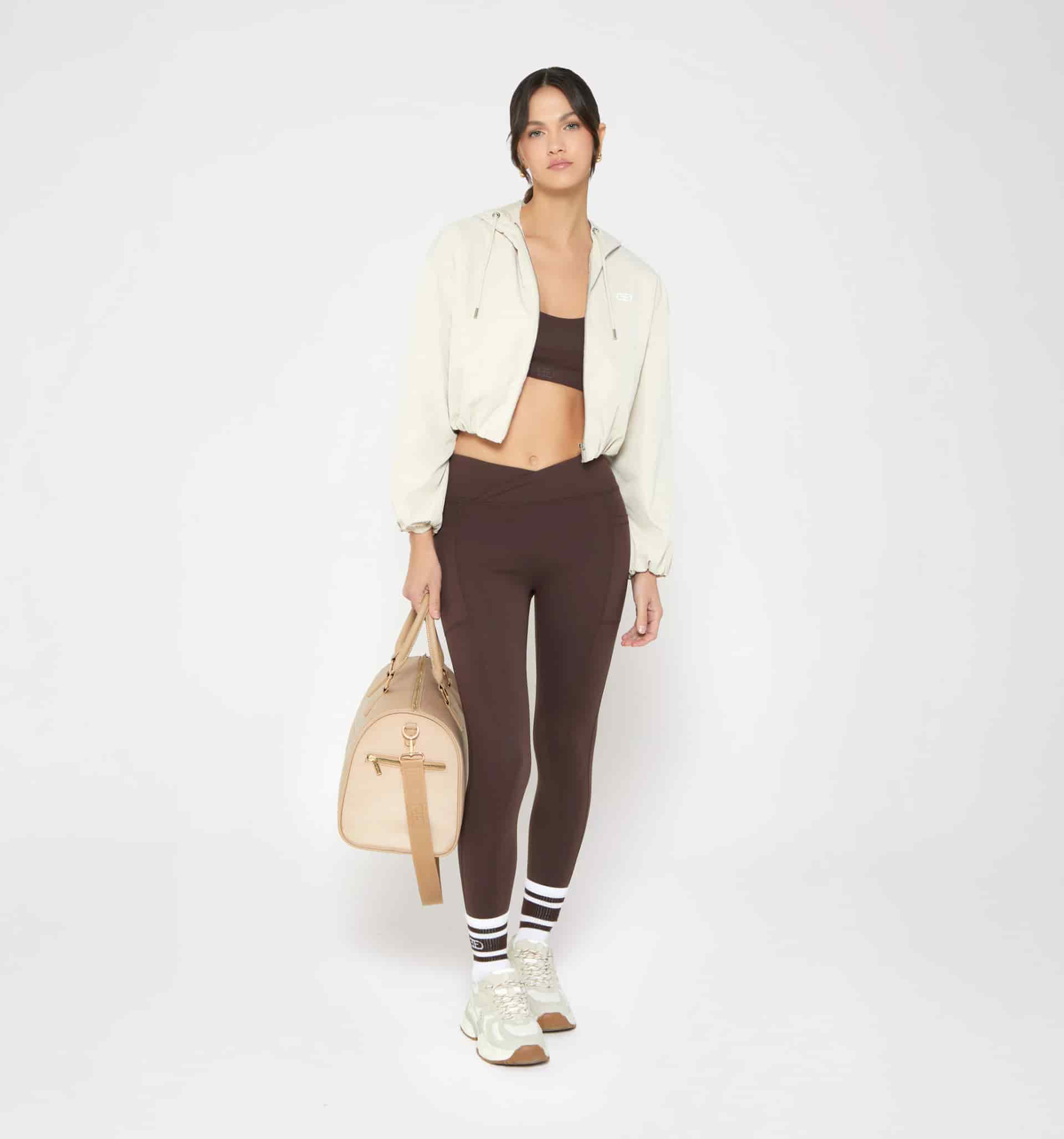 Chaqueta deportiva con capucha - miniatura 2