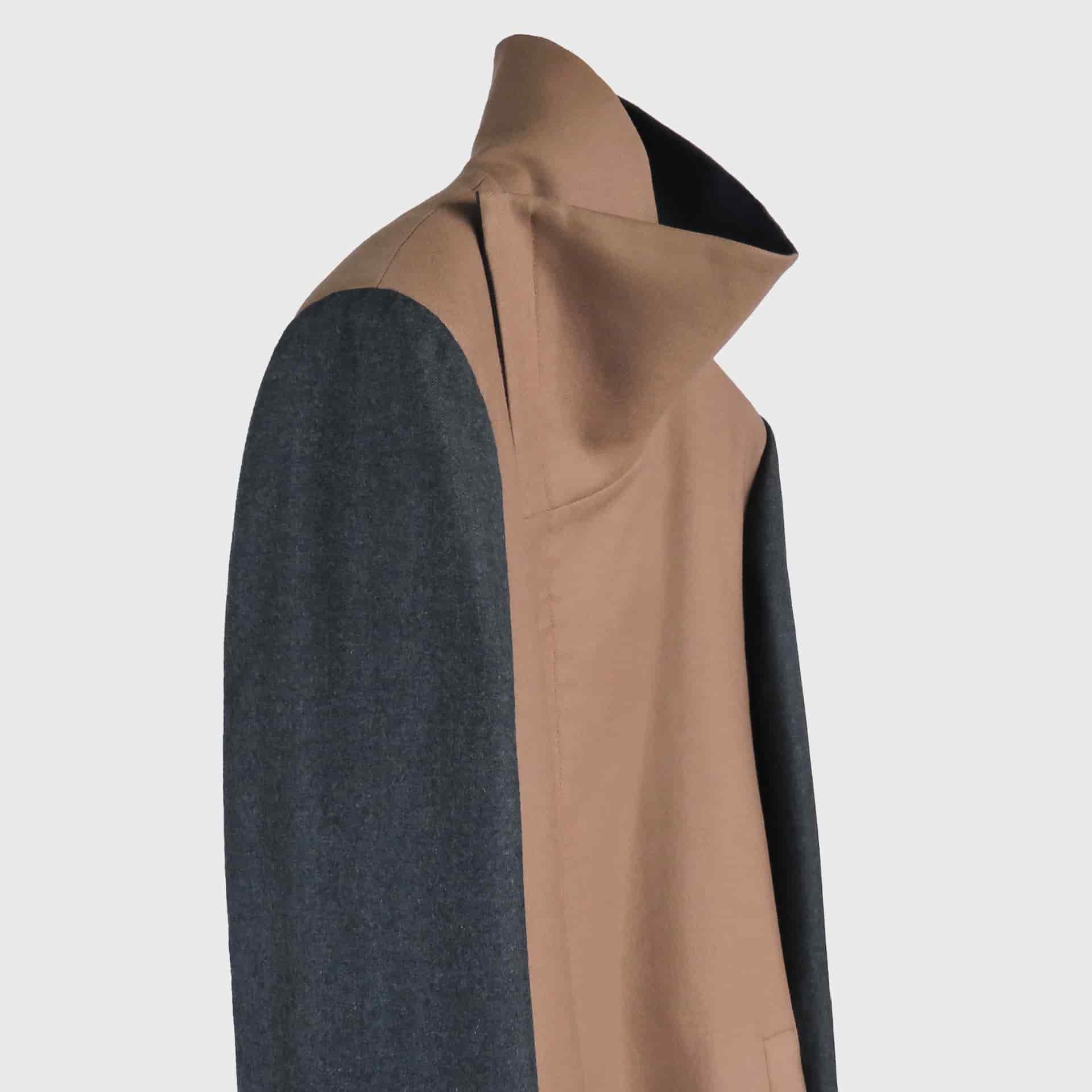 Chaqueta Larga Camel con Solapa Asimétrica - miniatura 6