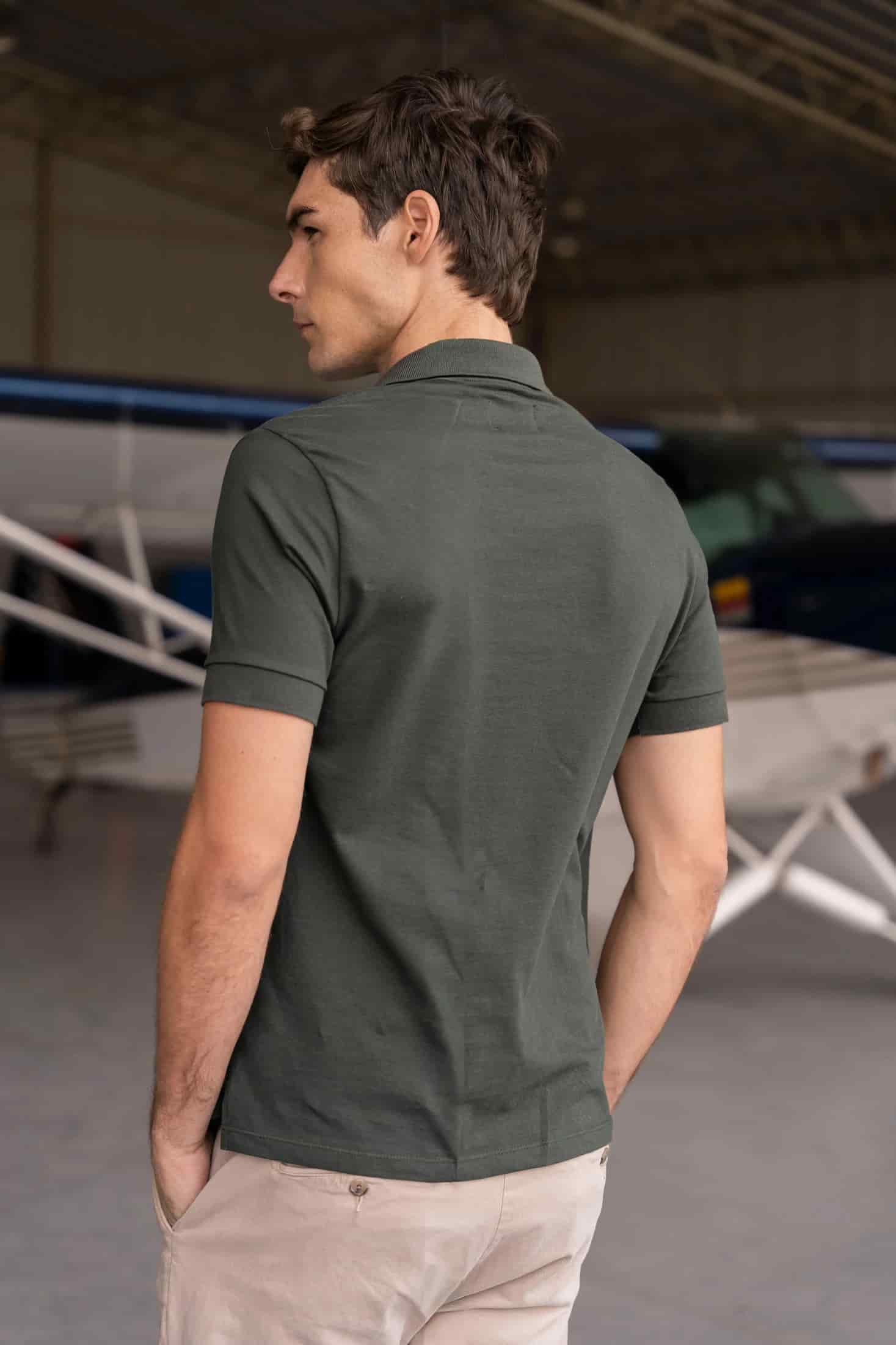 Camiseta Polo Basic Hombre Verde Militar - miniatura 5