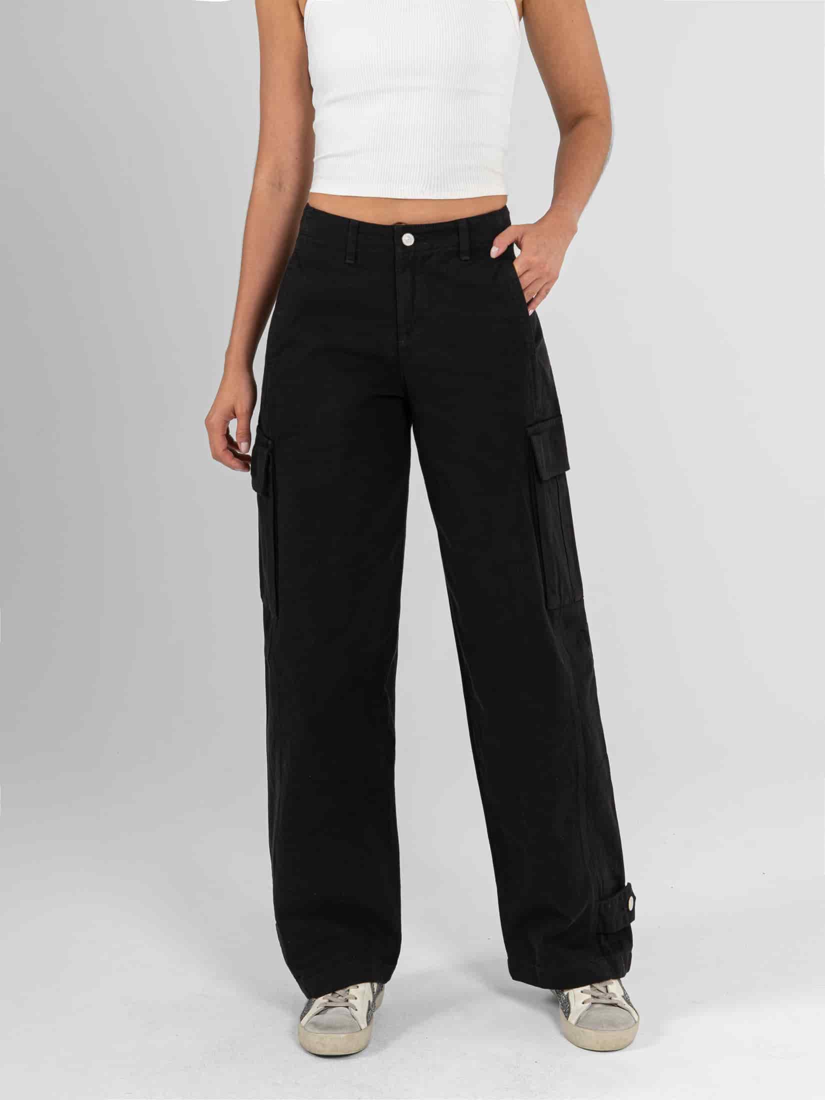 Ref: 0620483 Pantalón Cargo rígido, tiro alto, tono negro, diseño con bolsillos laterales - miniatura 1