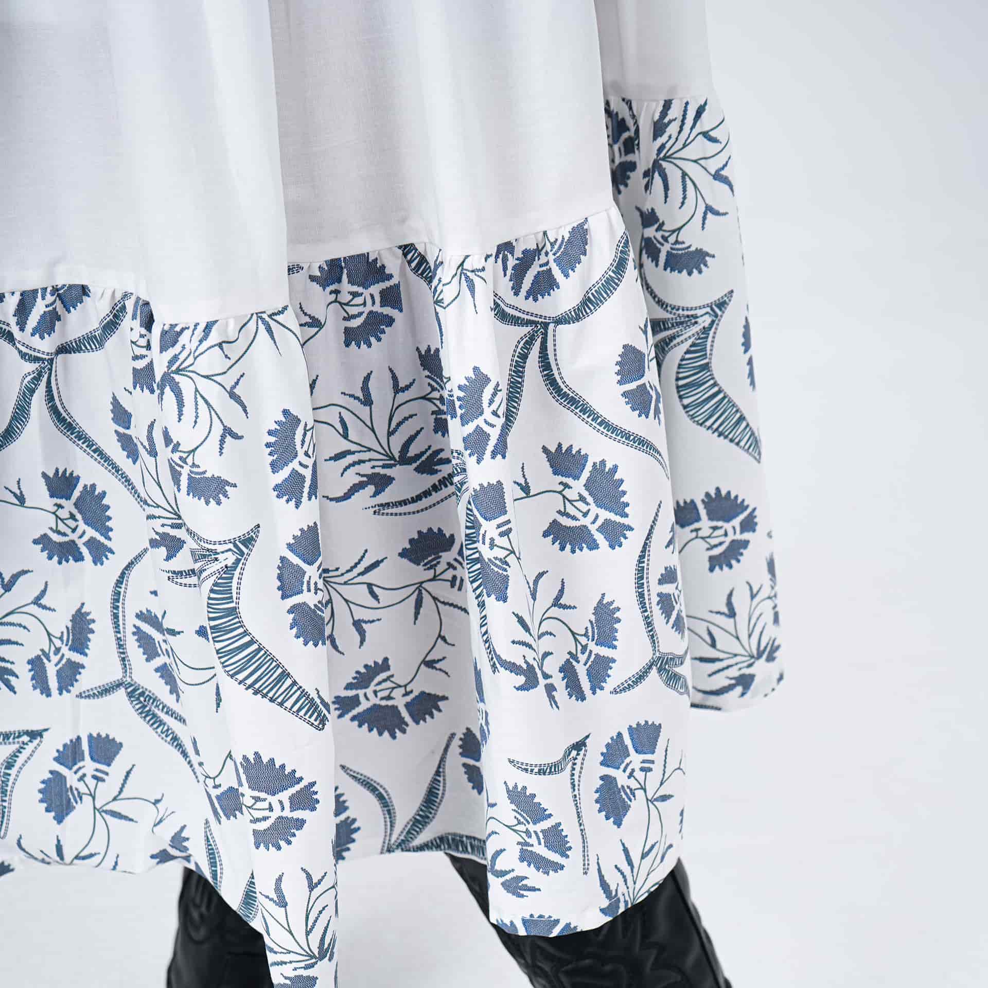 Falda larga silueta en a con estampado flores - miniatura 3