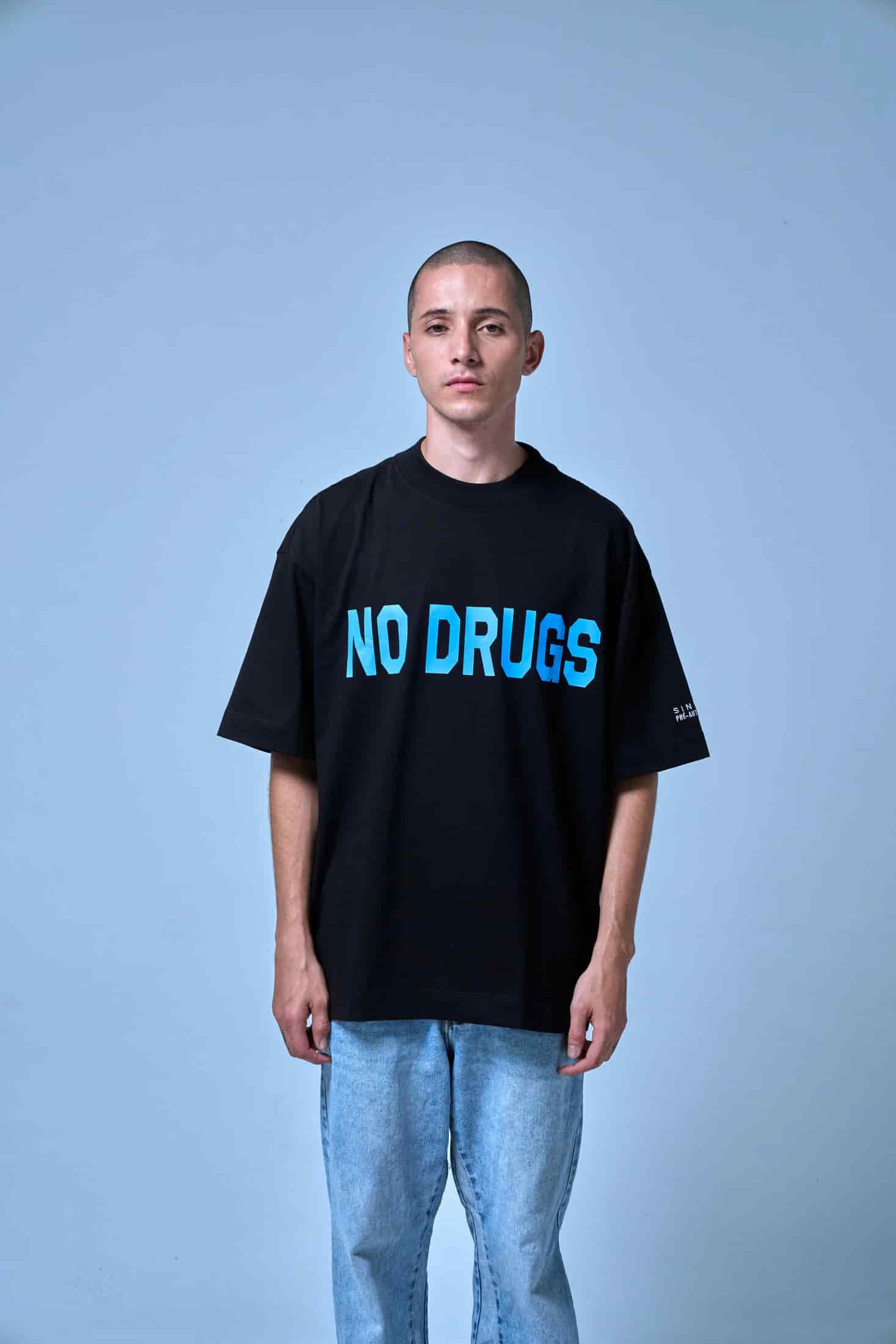 NO DRUGS BLACK T-SHIRT - miniatura 6