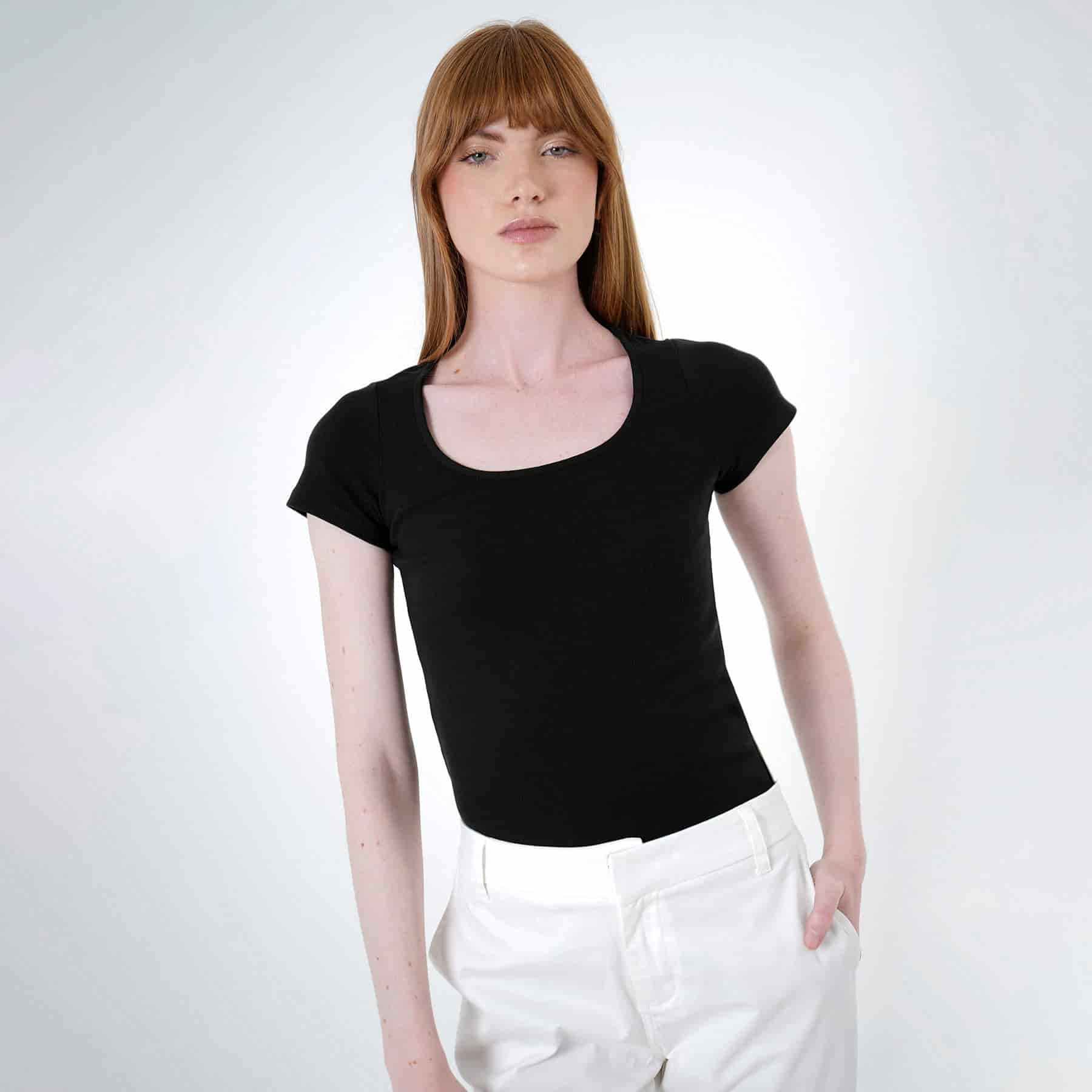 Camiseta escote en U manga corta - miniatura 12