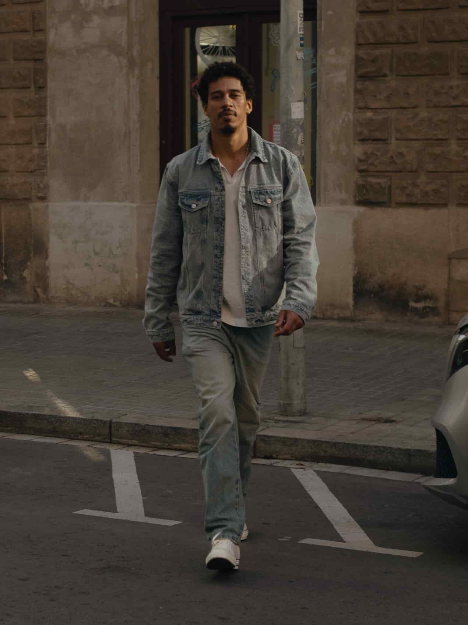 DENIM OVERSIZED JACKET - DIRTY CLEAR BLUE - miniatura 2