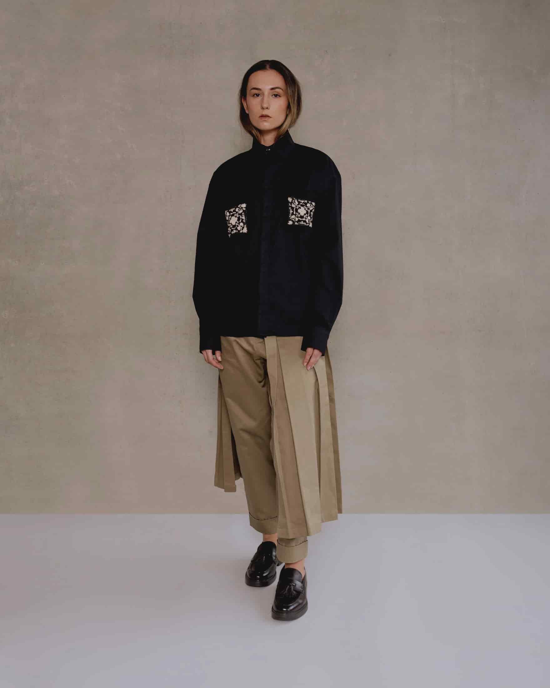 Pocket-Full Black Shirt - miniatura 1