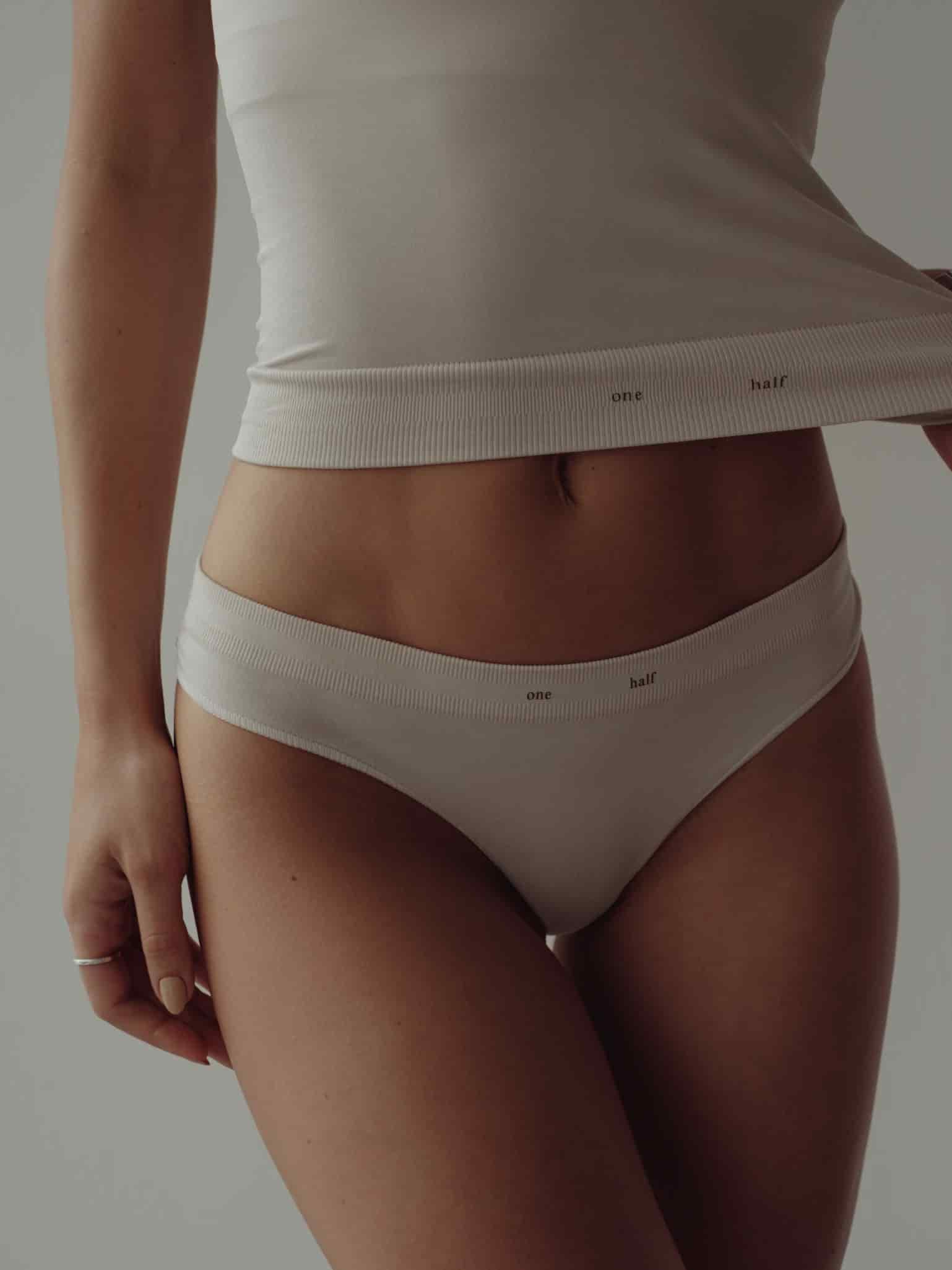 STRETCHY SEAMLESS THONG - NATURAL - miniatura 6