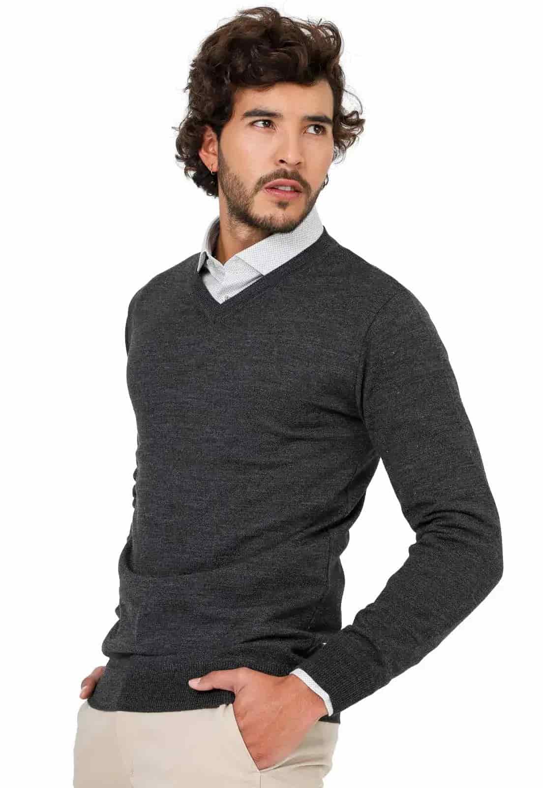Buzo Cuello V - miniatura 3