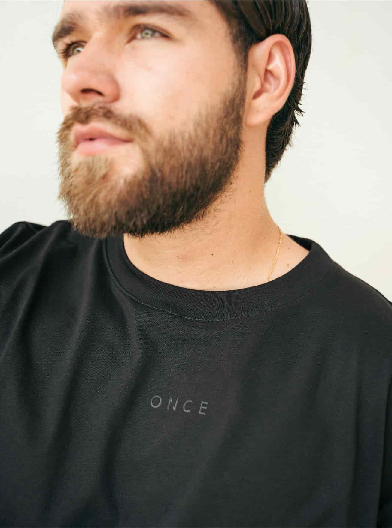 Camiseta Oversize Unisex - Black Solid - miniatura 2