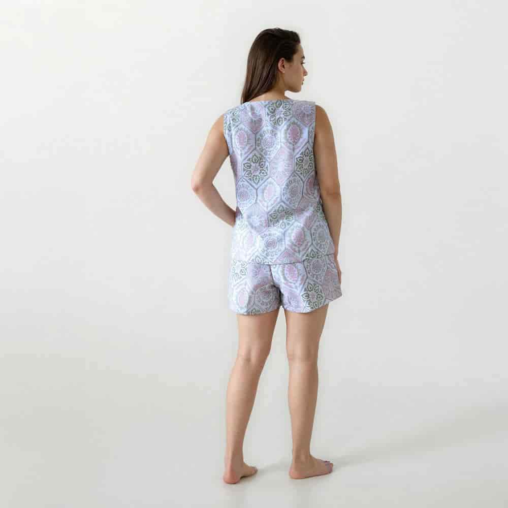 Conjunto de Pijama Short Jardines del Amanecer. - miniatura 2