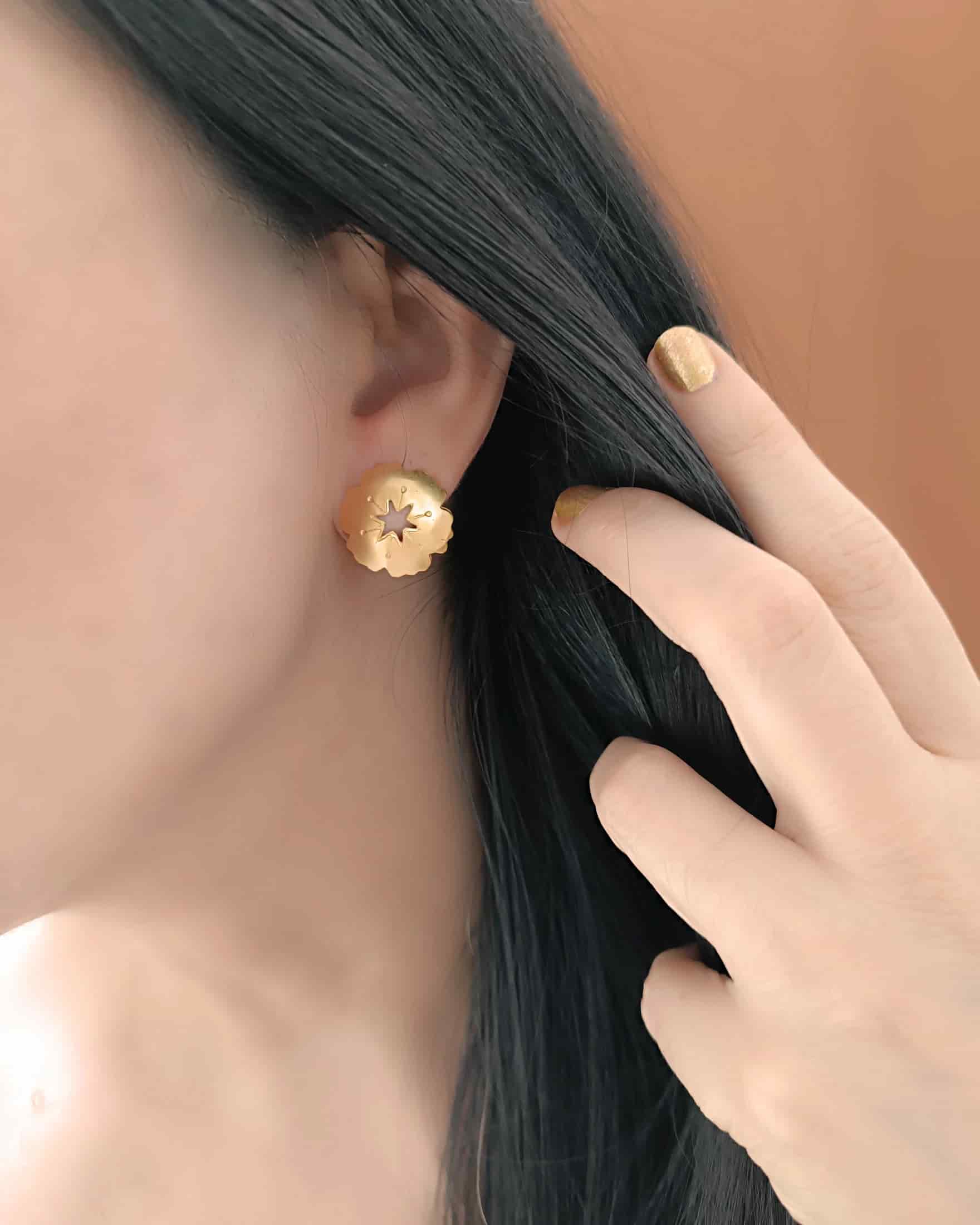 Aretes topos básicos Nala - miniatura 2