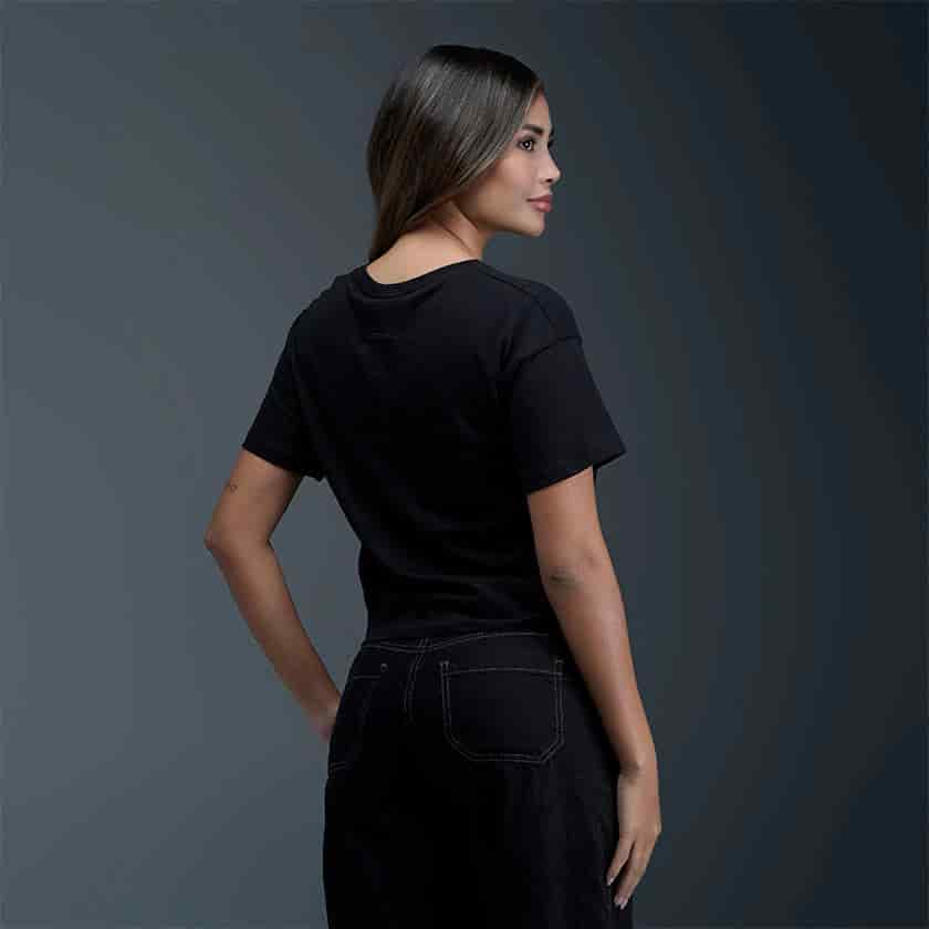 Blusa Crop Negra Mujer - miniatura 3