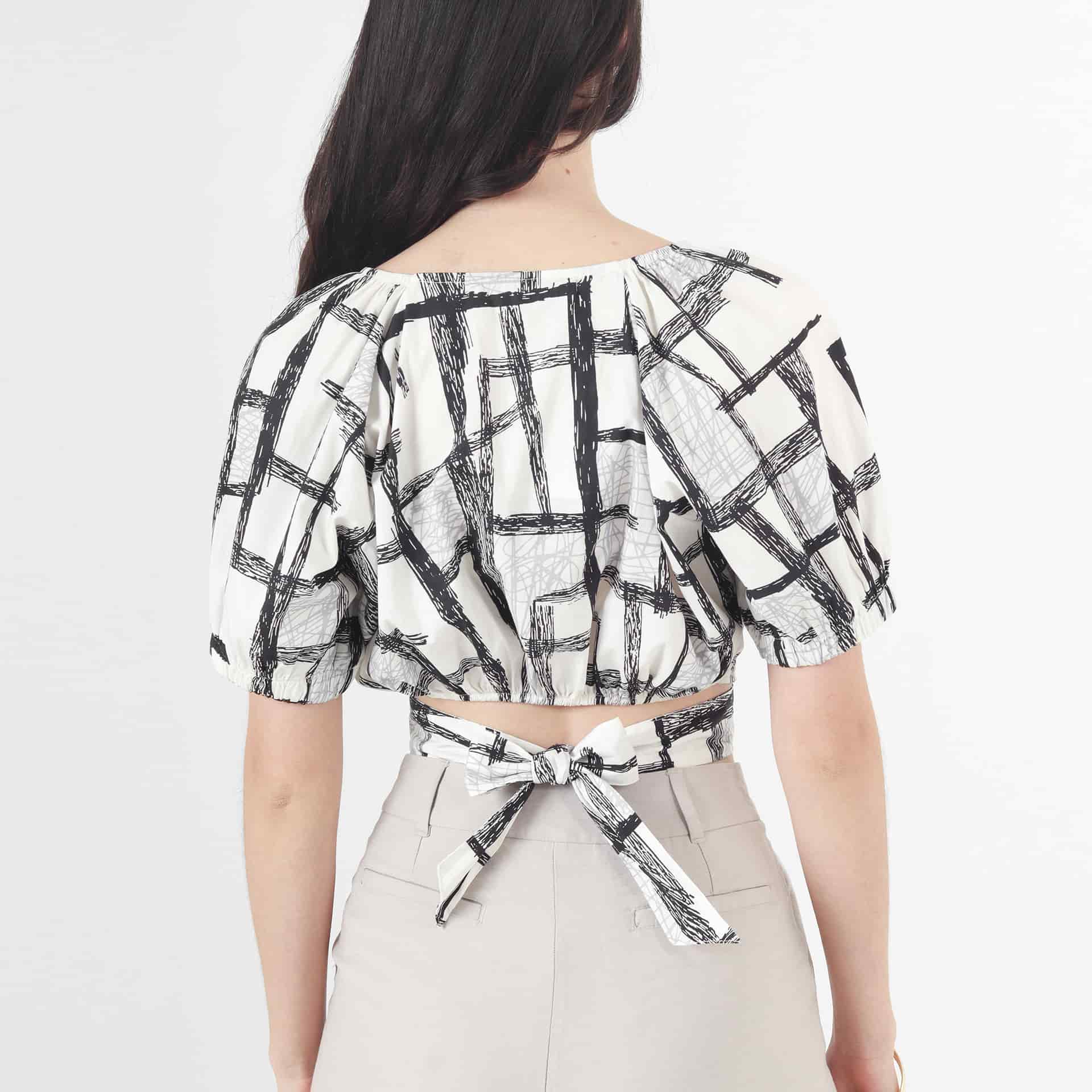 Blusa Cuello V Manga Corta - miniatura 5