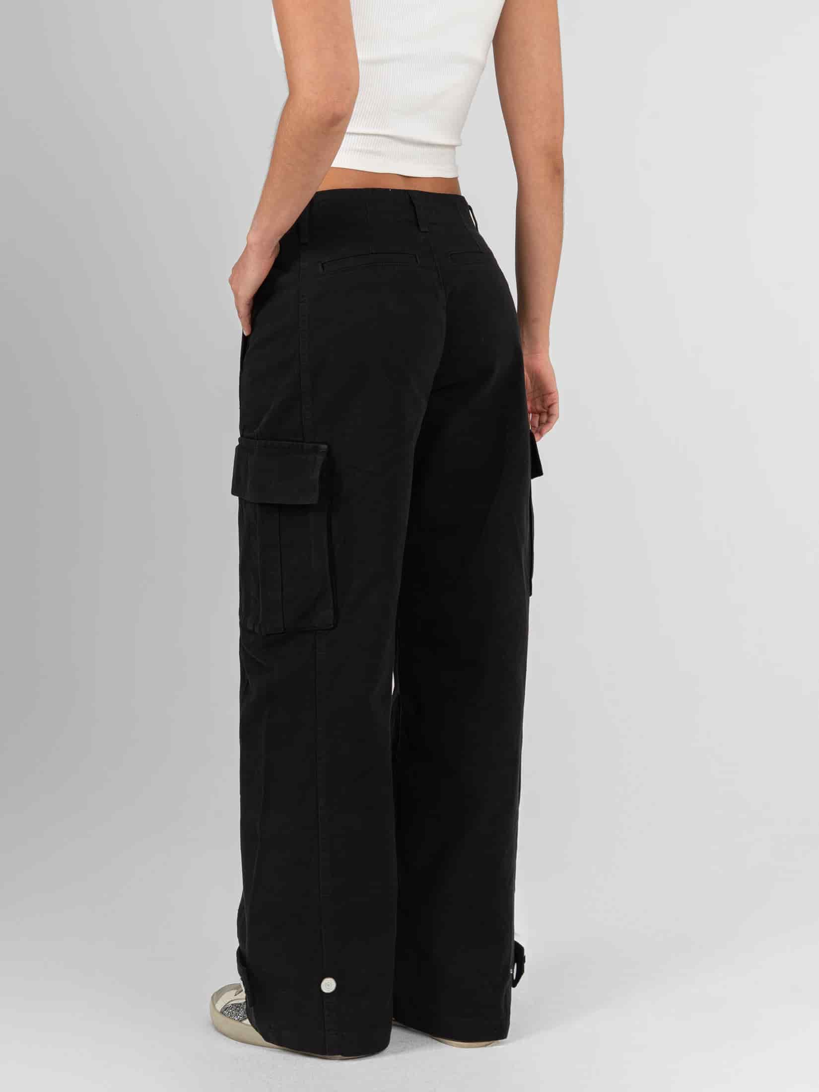 Ref: 0620483 Pantalón Cargo rígido, tiro alto, tono negro, diseño con bolsillos laterales - miniatura 2