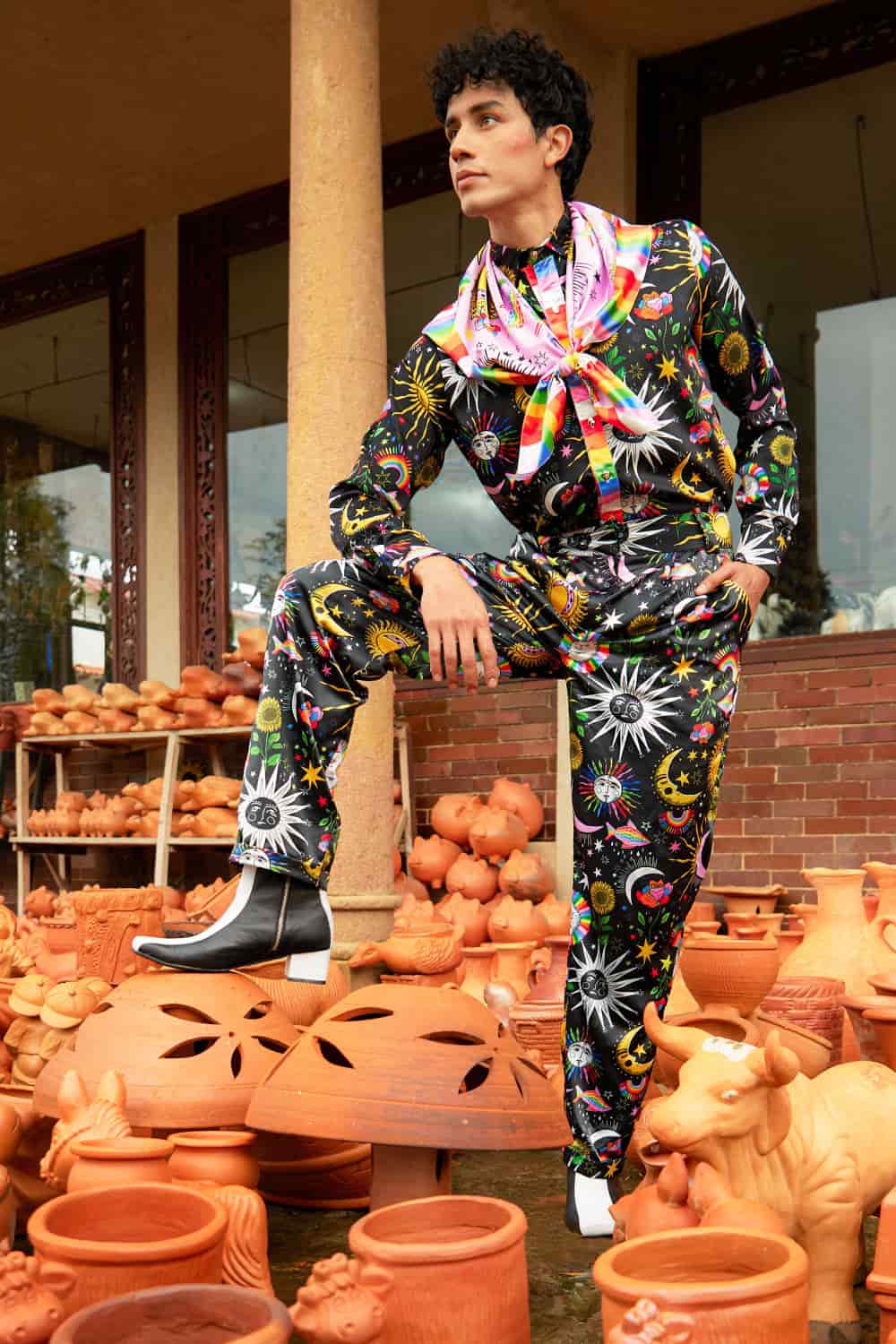 Pantalón Unisex / Estampado Madre Luna, Padre Sol Negro - miniatura 2