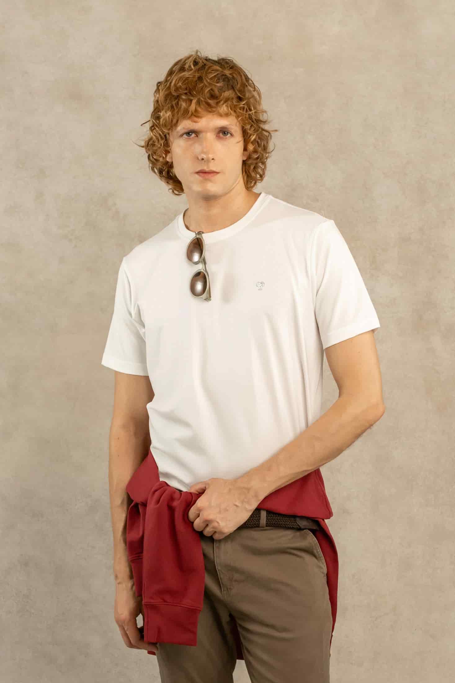 Camiseta Antimanchas Blanco Logo Gris - Talla Regular - miniatura 1