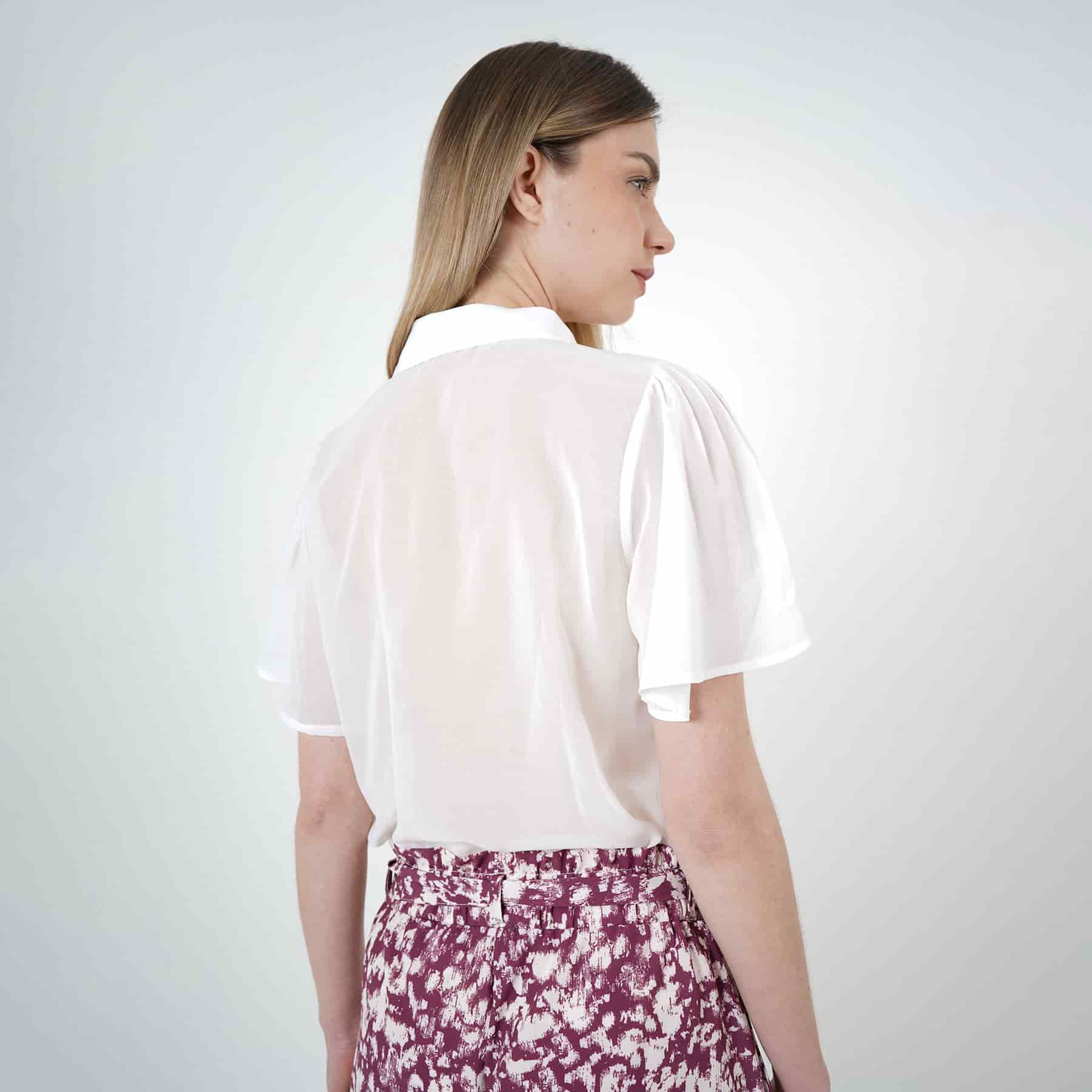 Blusa abierta cuello camisero manga corta bolero con encajes - miniatura 3