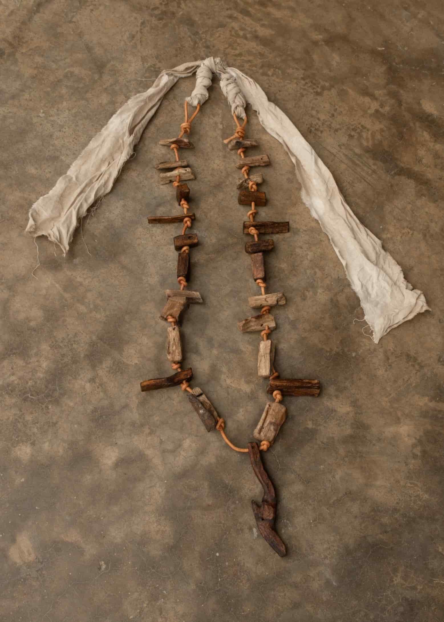 Collar Fragmento Ancestral - miniatura 1