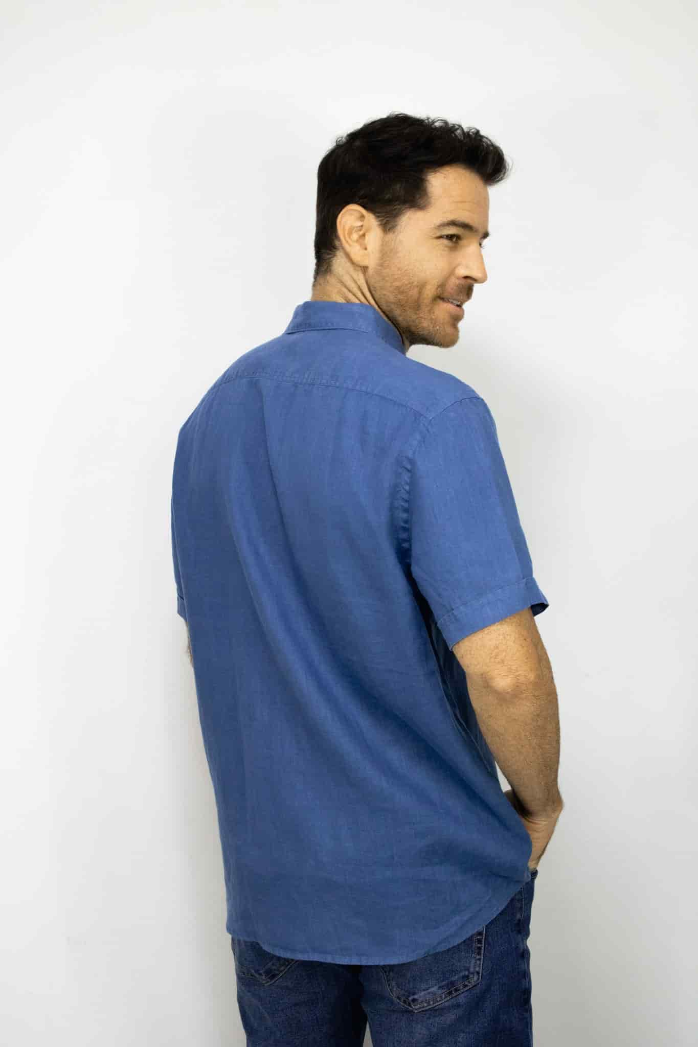CAMISA LINO MANGA CORTA AZUL PARA HOMBRE - miniatura 3