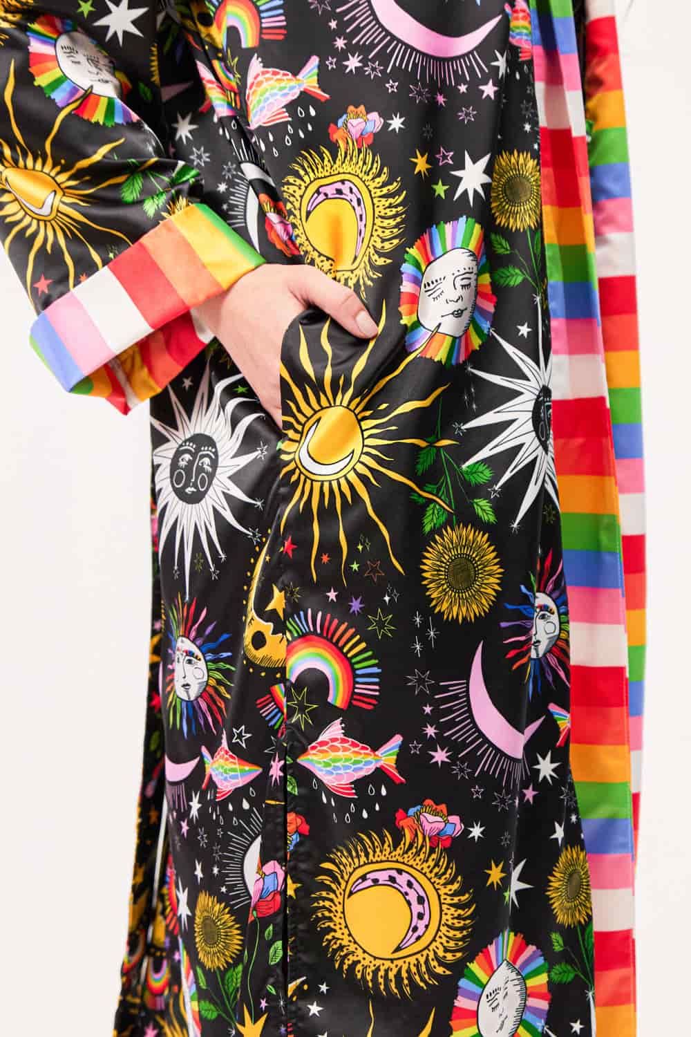 Bata-Kimono Unisex / Estampado Madre Luna, Padre Sol Negra - miniatura 4