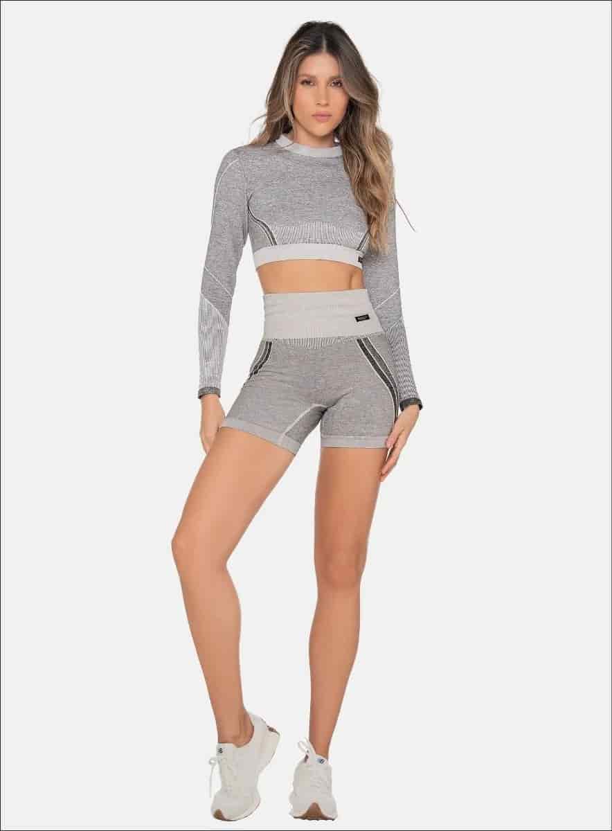 SHORT DEPORTIVO SIN COSTURAS - PRECIO ESPECIAL - miniatura 2