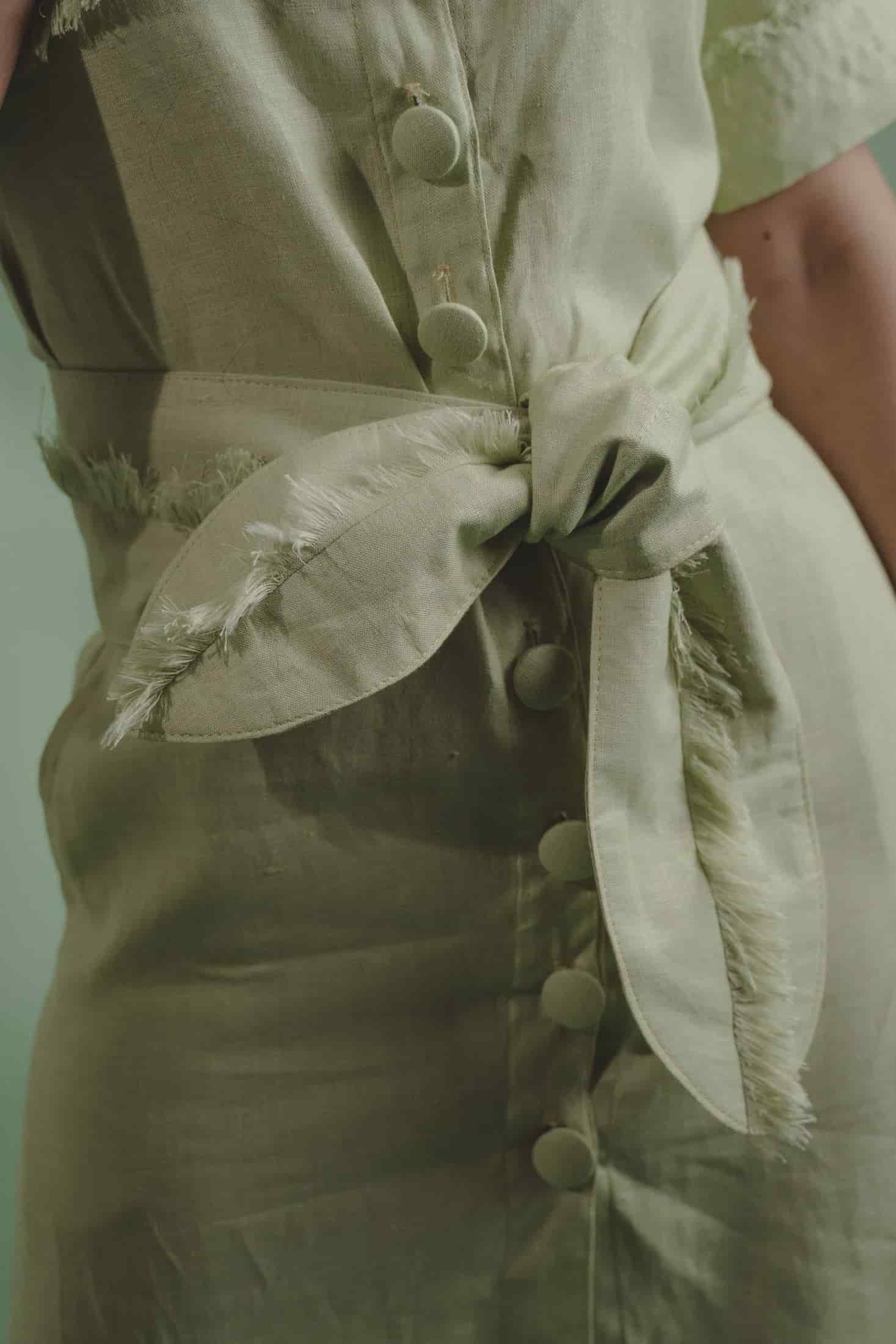 RV08A – Vestido Aura Salvia - miniatura 3