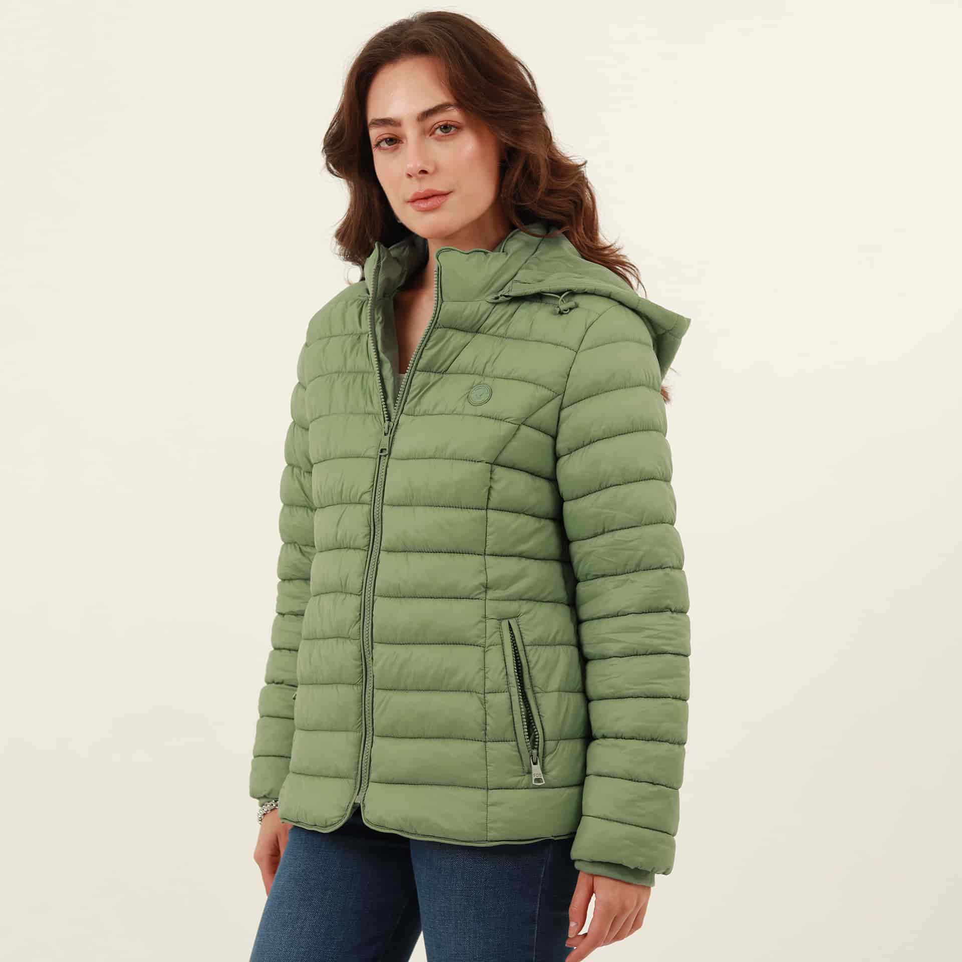 Chaqueta acolchada básica cuello alto con capucha - miniatura 45