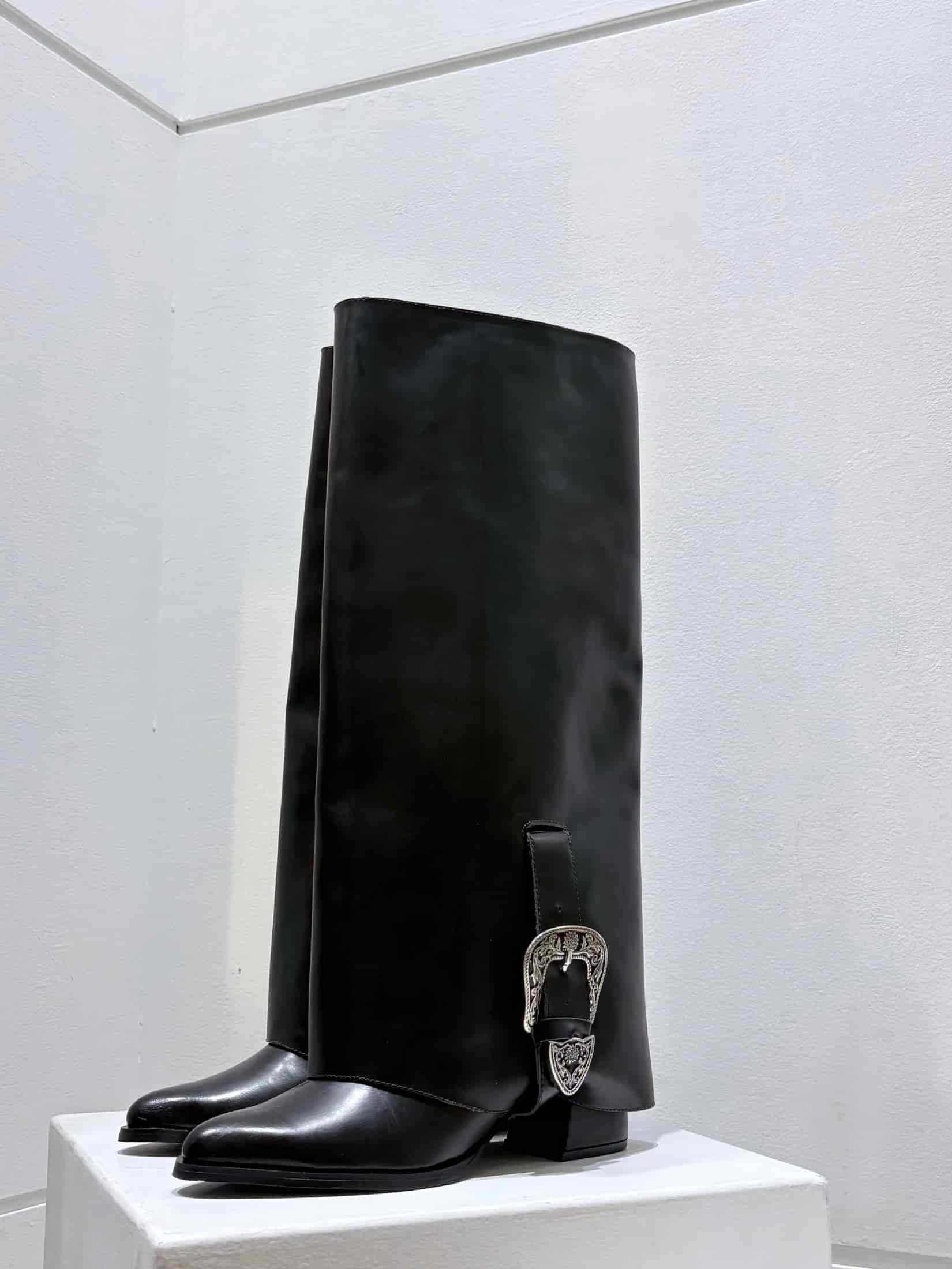 BOTA SCRAFF - miniatura 1