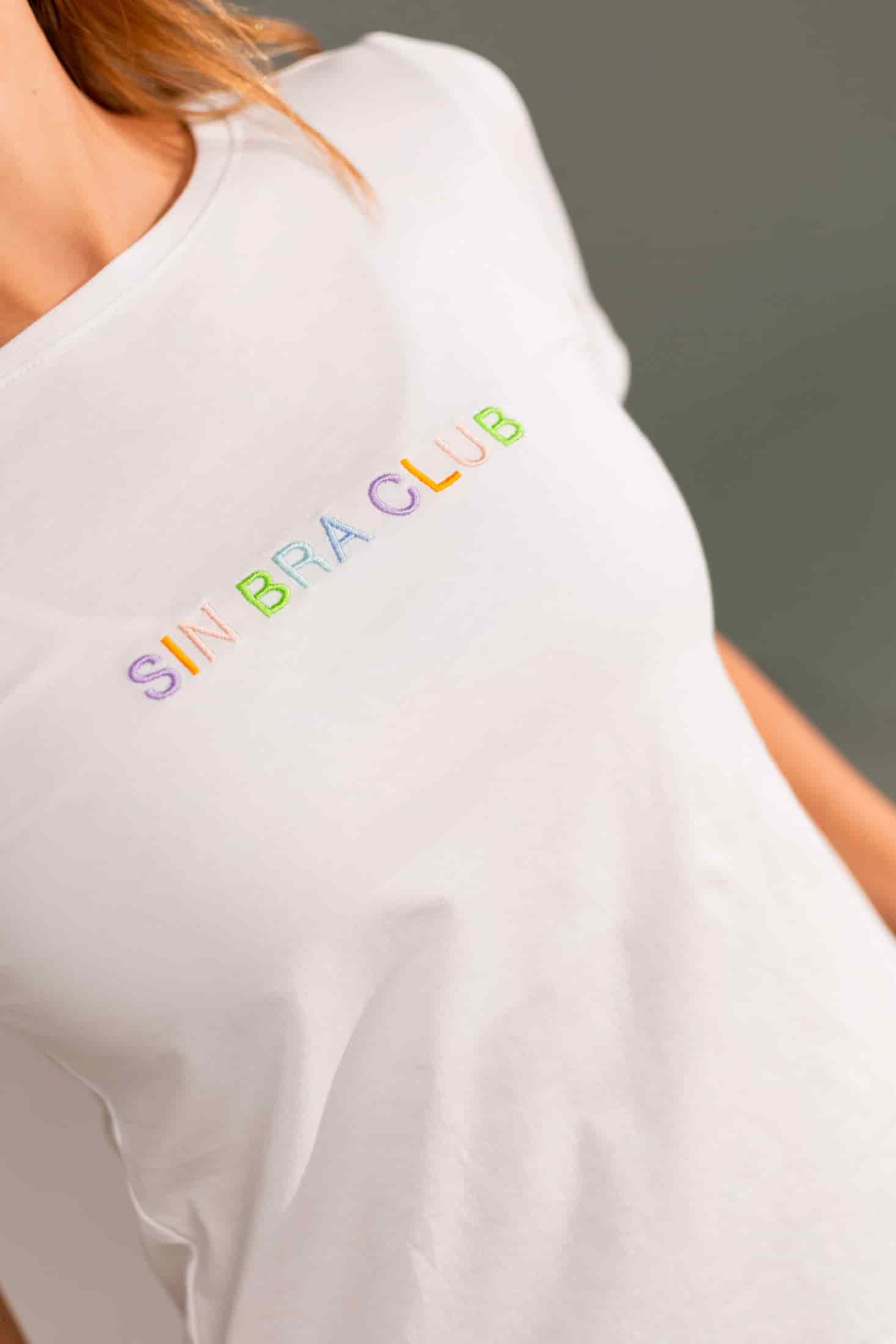 Sin Bra Club Embroidered Basic Tee - miniatura 2