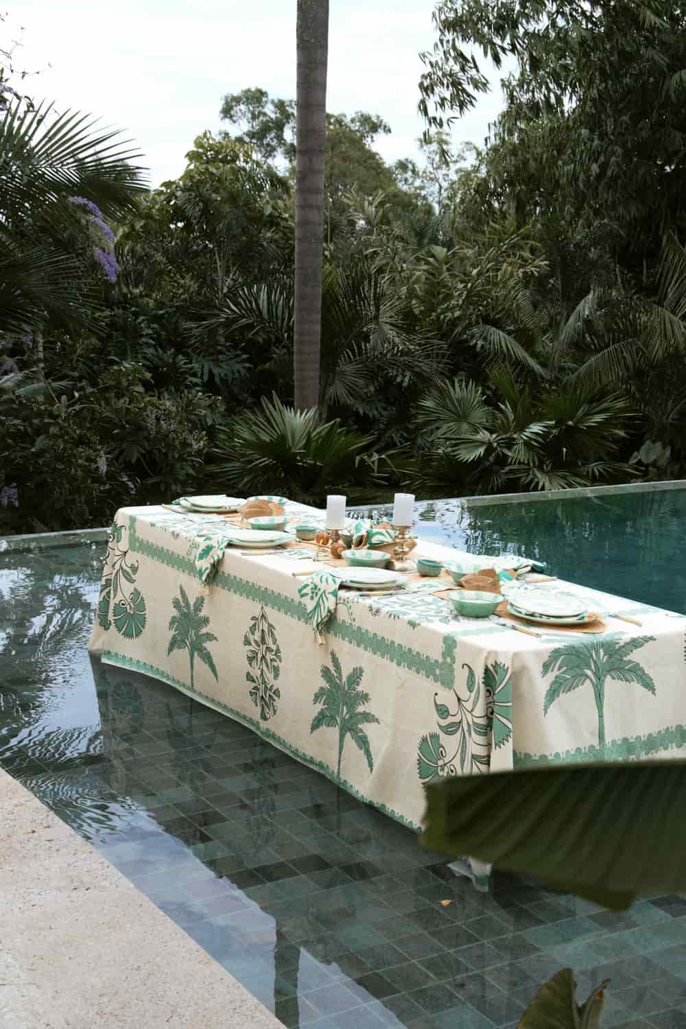 Suzani Amazónico Tablecloth - miniatura 3