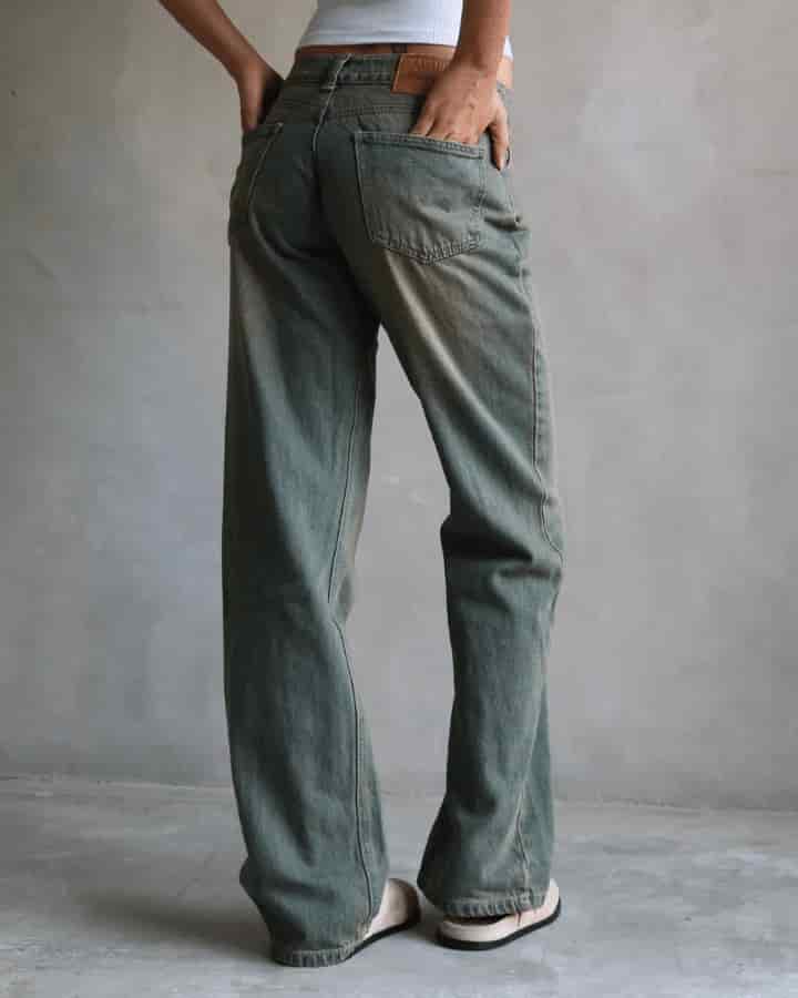 JEAN EXTRA LOW STRAIGHT FIT VINTAGE GREEN WASHED AZUL - miniatura 4