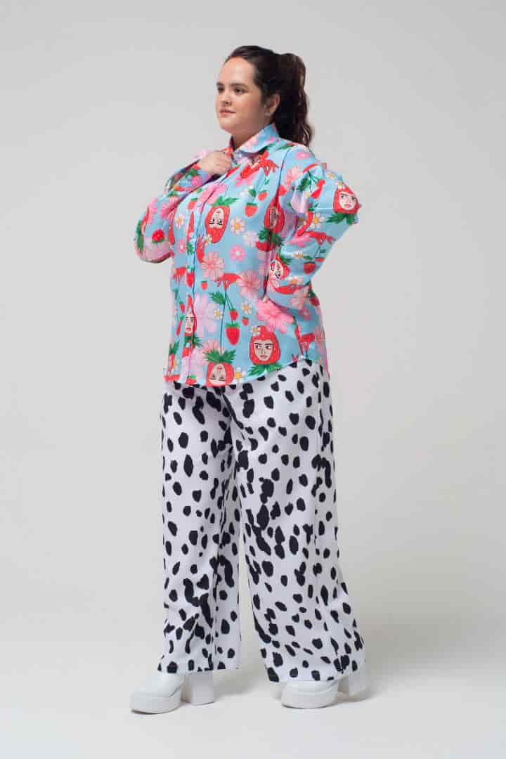 Camisa Manga Larga Unisex / Estampado Fresas con Crema - miniatura 2