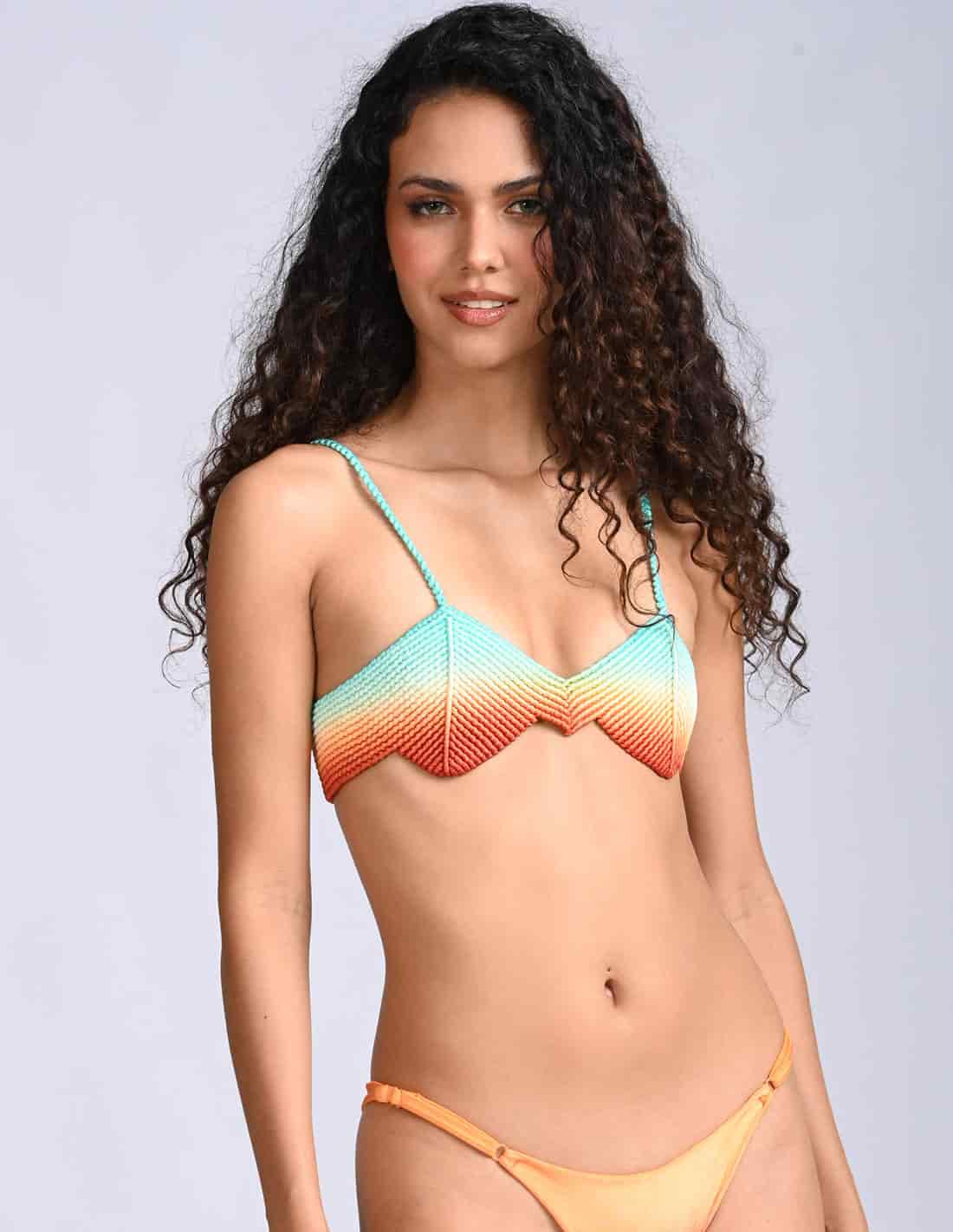 Outfit: Crop Top Picchi, Panty Galaxy & Short Cayl Turquoise + Ochre + Burgundy - miniatura 2