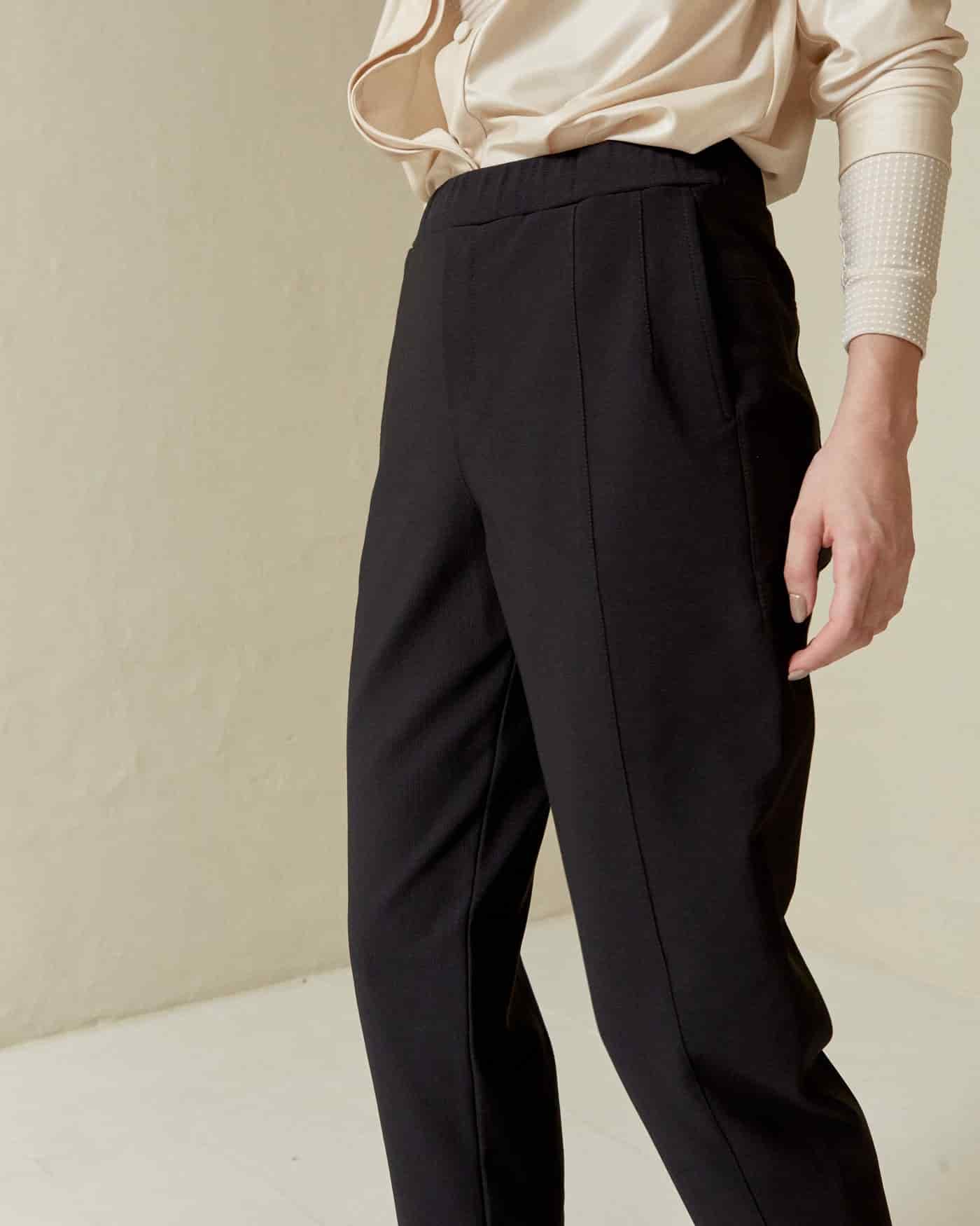 Pantalón Clásico Tech Negro VALIENTE - miniatura 1