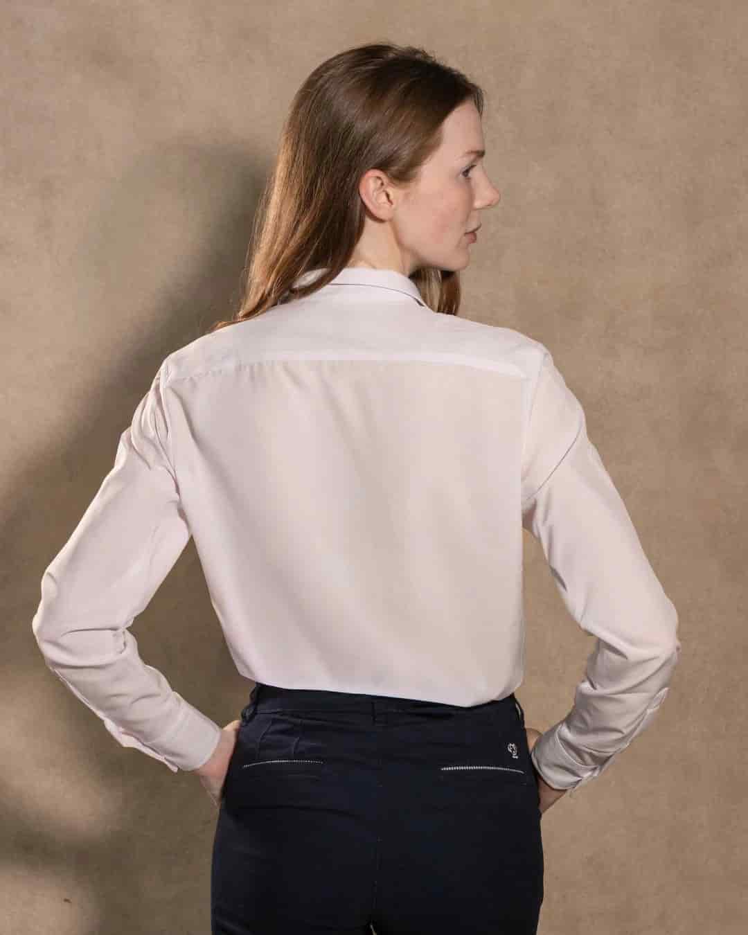 Camisa Performance Antiarrugas De Mujer Blanca - miniatura 4