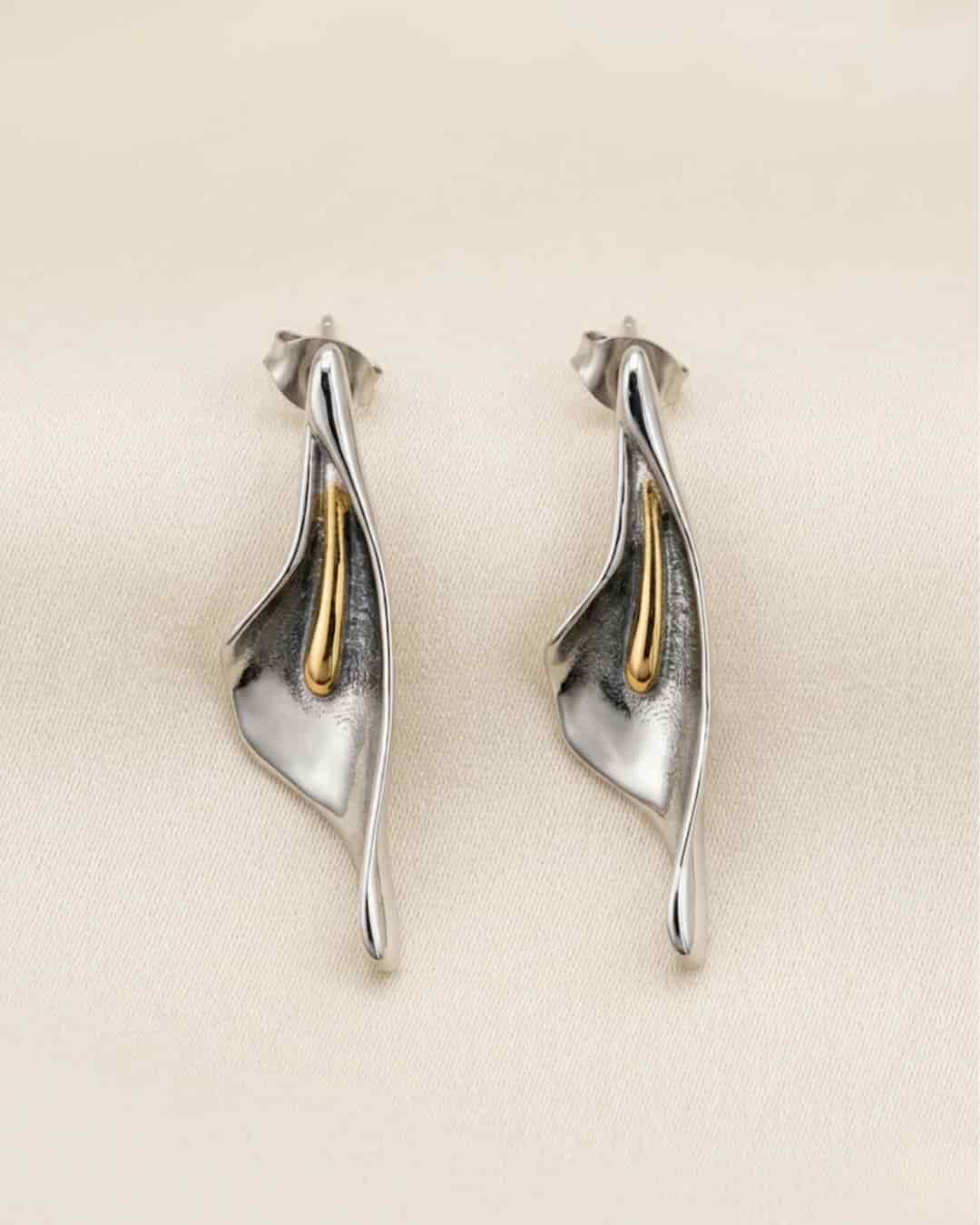 ARETES LIRIO PLATA - miniatura 1