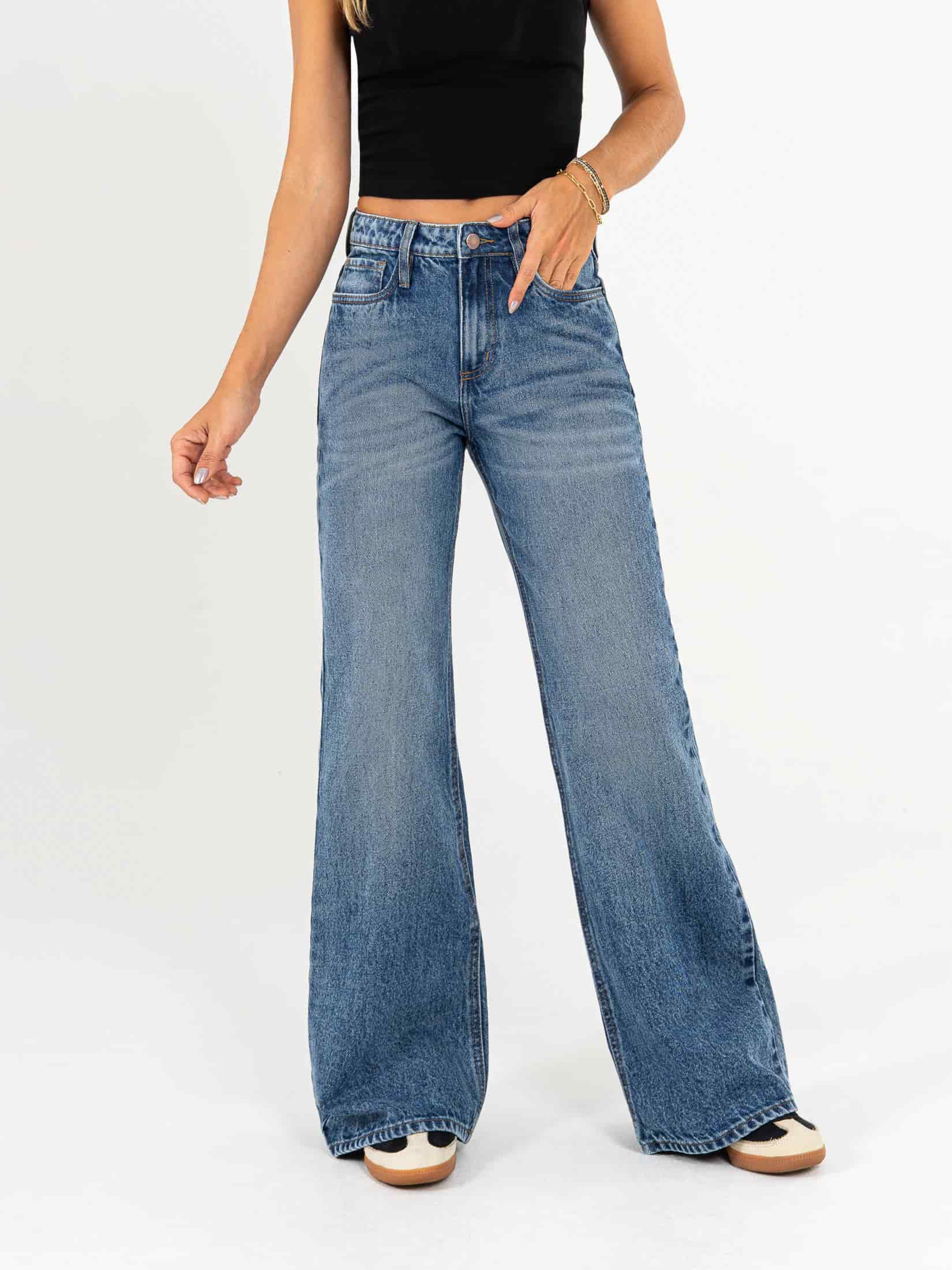 Ref: 066610 Jean mom flare, rígido, tiro alto, tono azul medio - miniatura 1