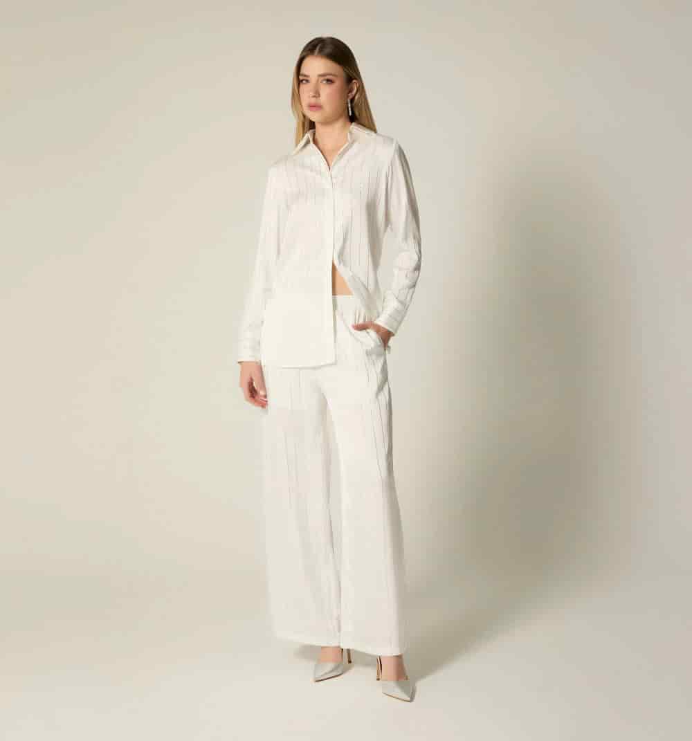 Pantalon tipopalazo con hot fix - miniatura 2