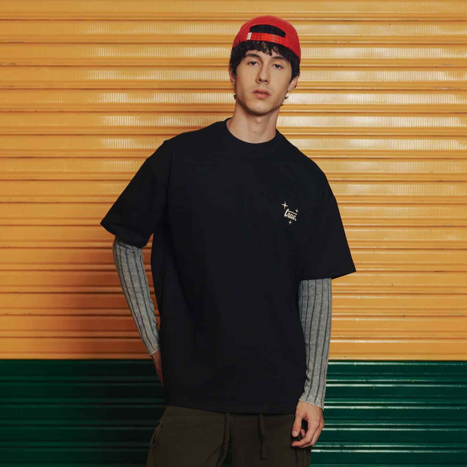 Latinos Oversized T-Shirt - Black - miniatura 2