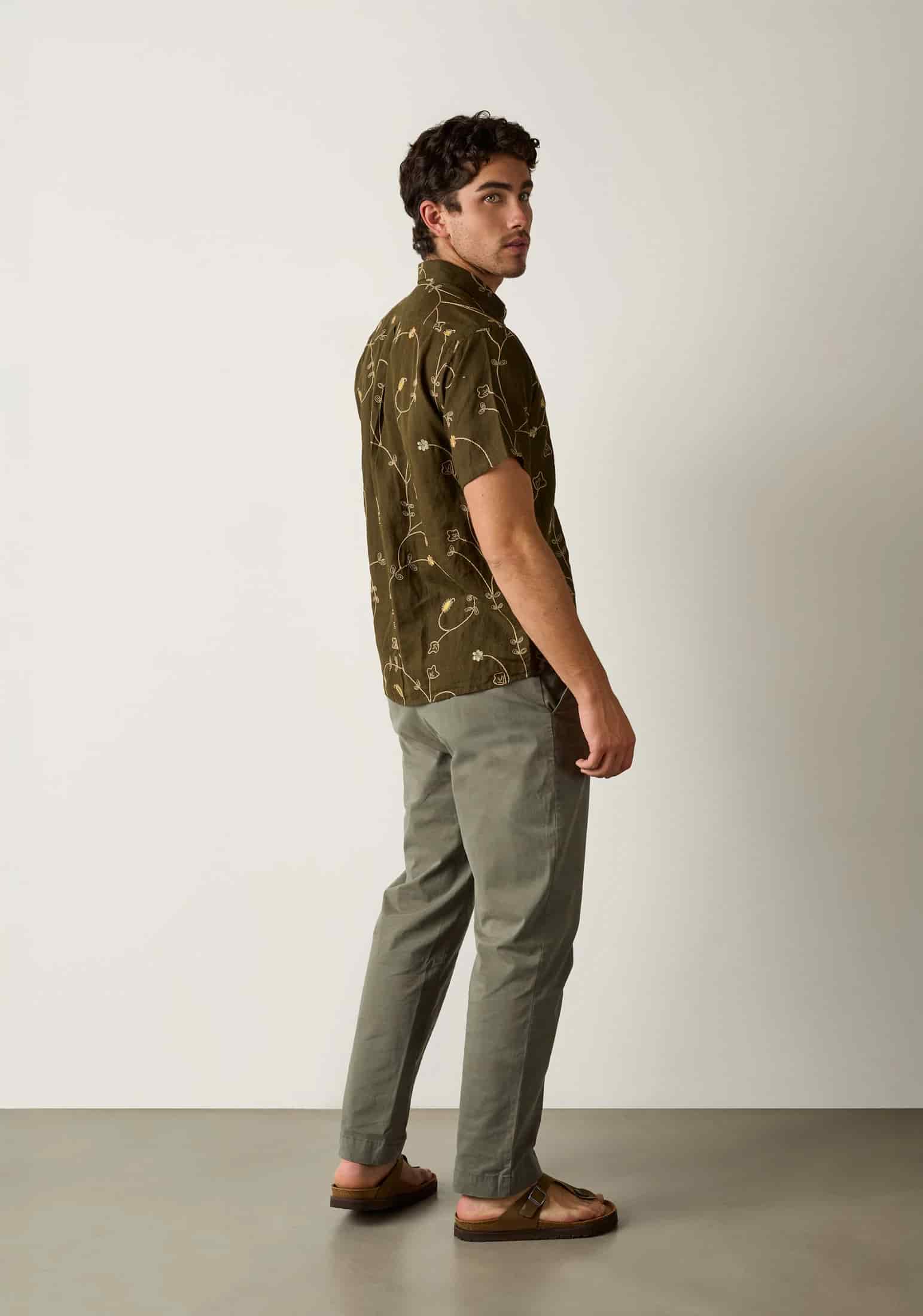 Camisa Lino Harlem Bordado Verde Olive - miniatura 1