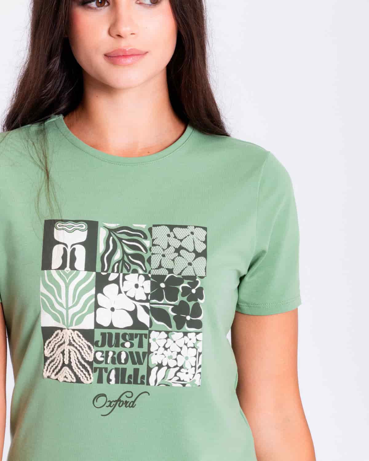 Camiseta verde estampado frontal para mujer - miniatura 4