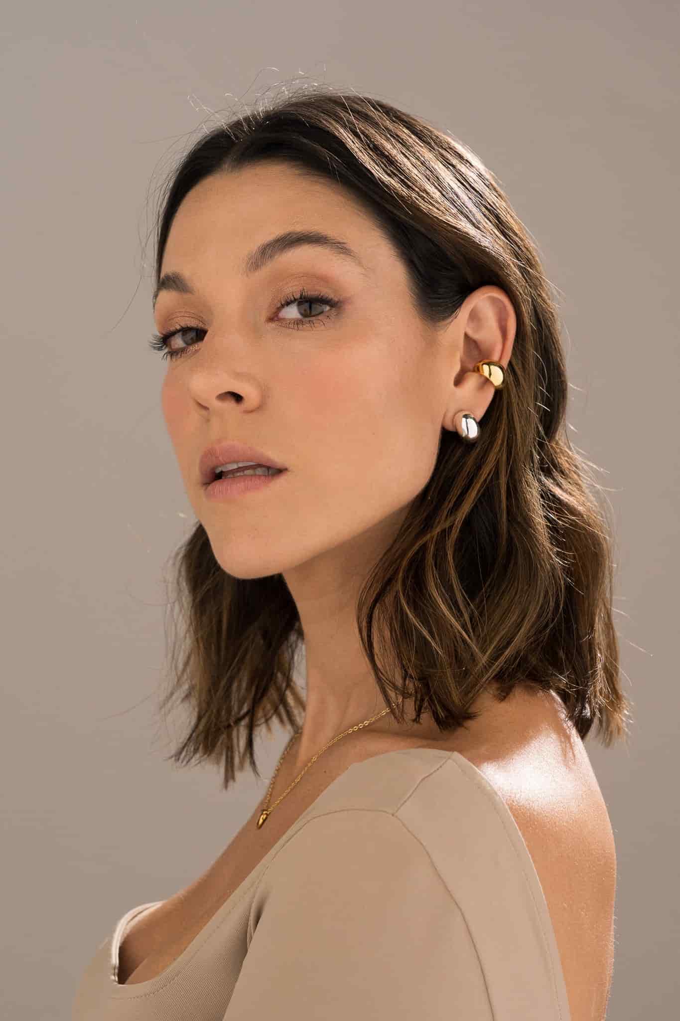 Set De 1 Par De Candongas + 1 Earcuff Oro - miniatura 4