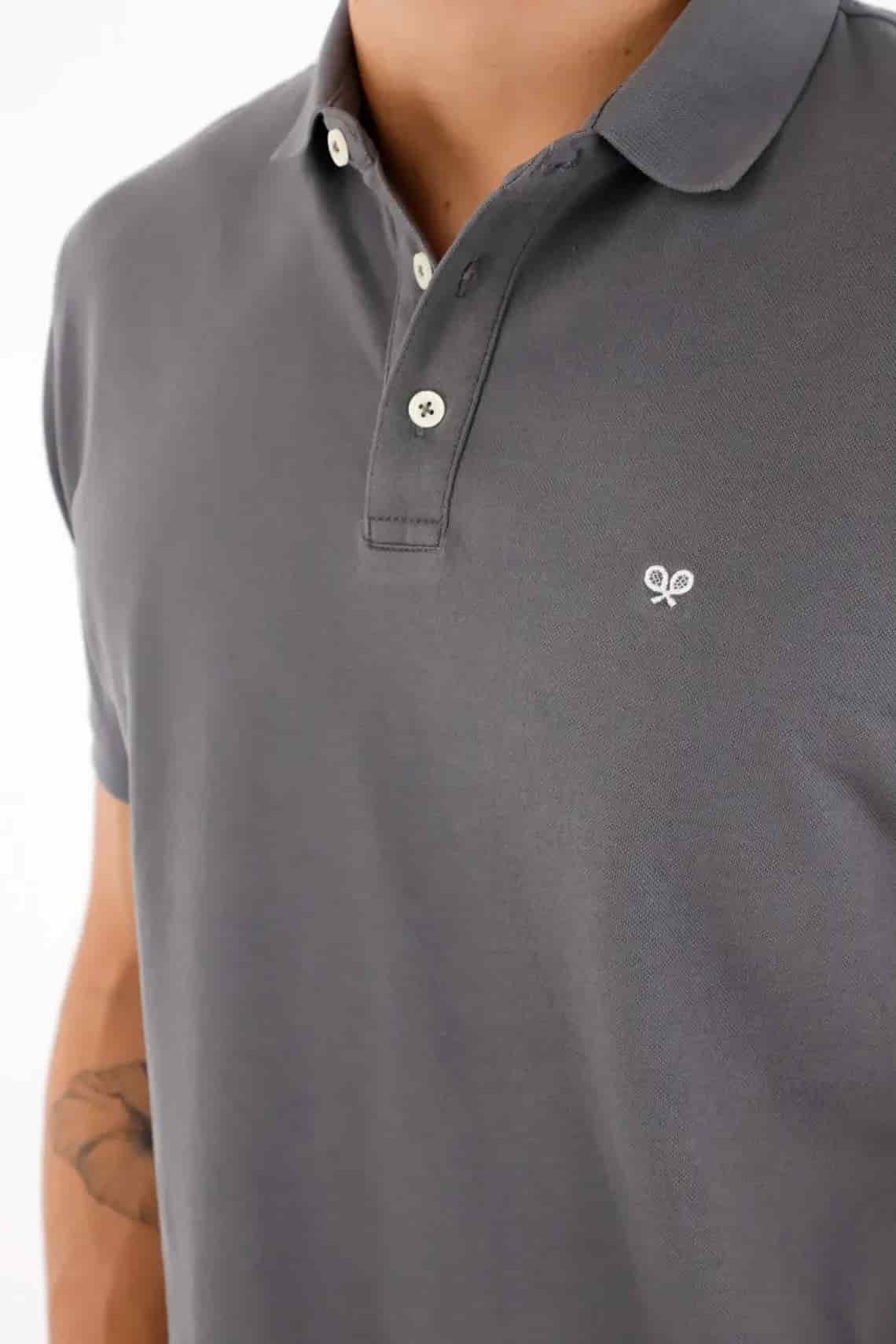 Polo con mini raqueta gris con acabado ligero para hombre - miniatura 7