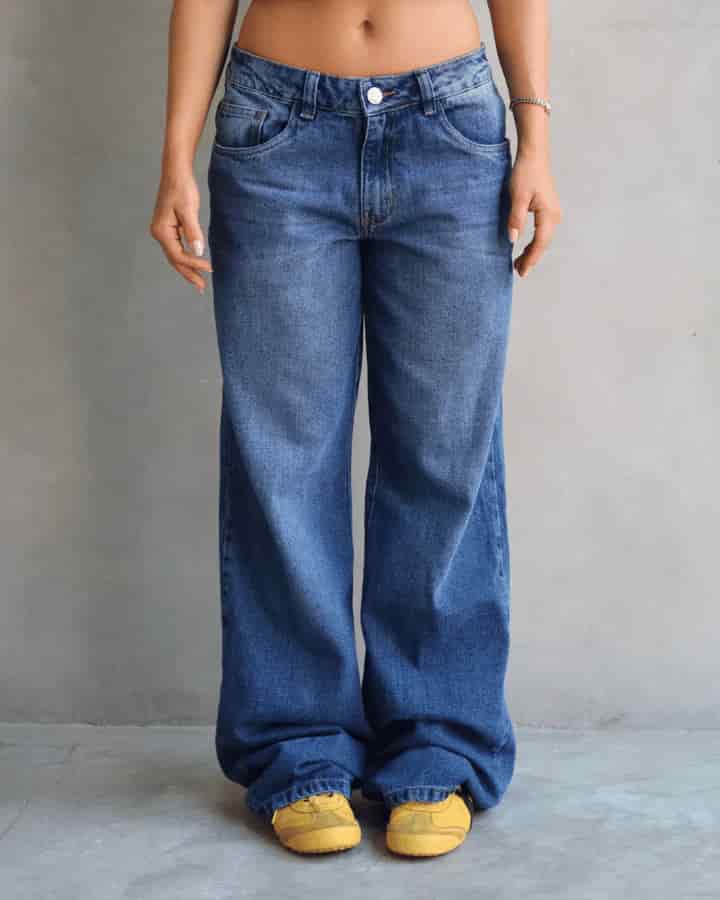 JEAN LOW WIDE FIT TIRO BAJO ANCHO AZUL OSCURO - miniatura 1
