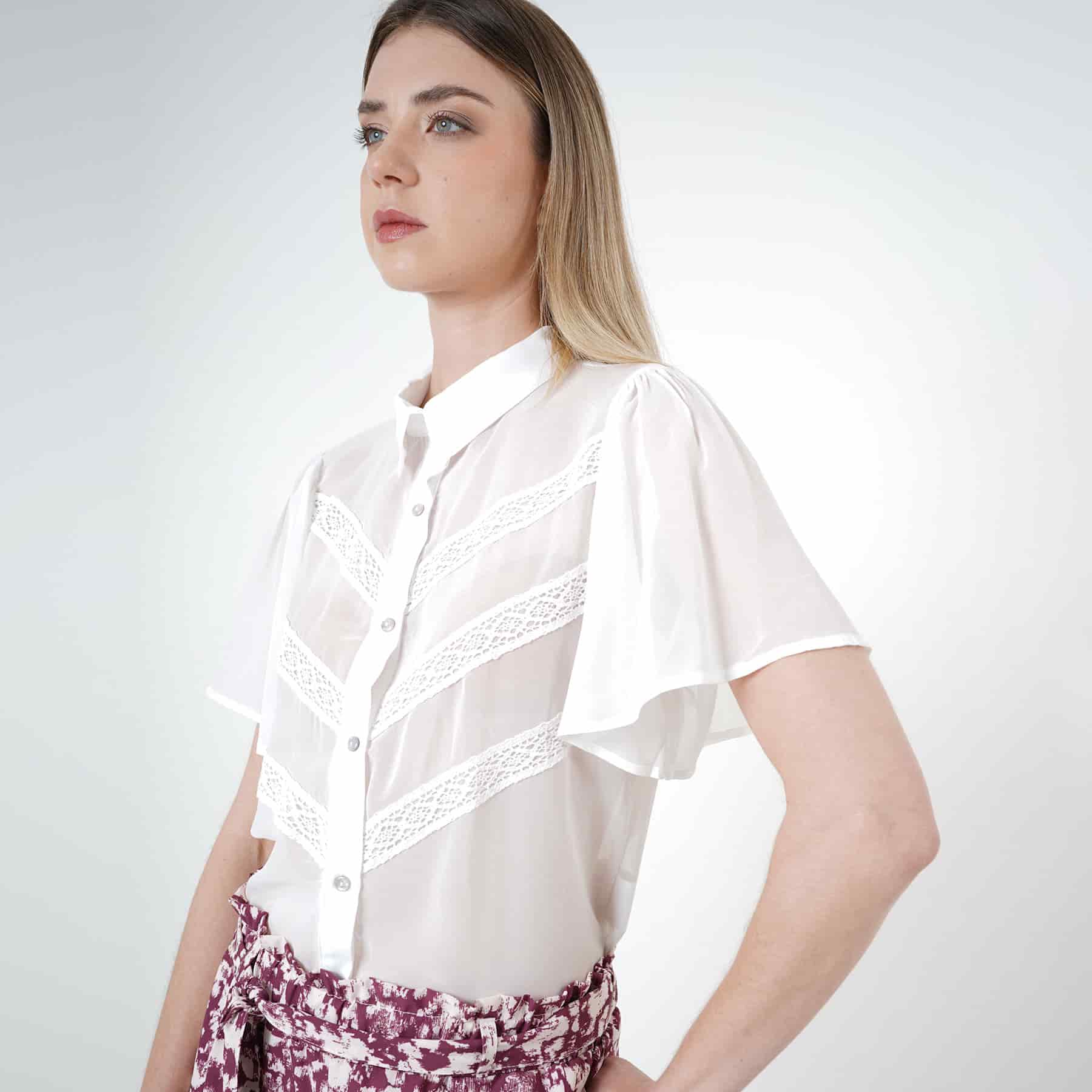 Blusa abierta cuello camisero manga corta bolero con encajes - miniatura 1